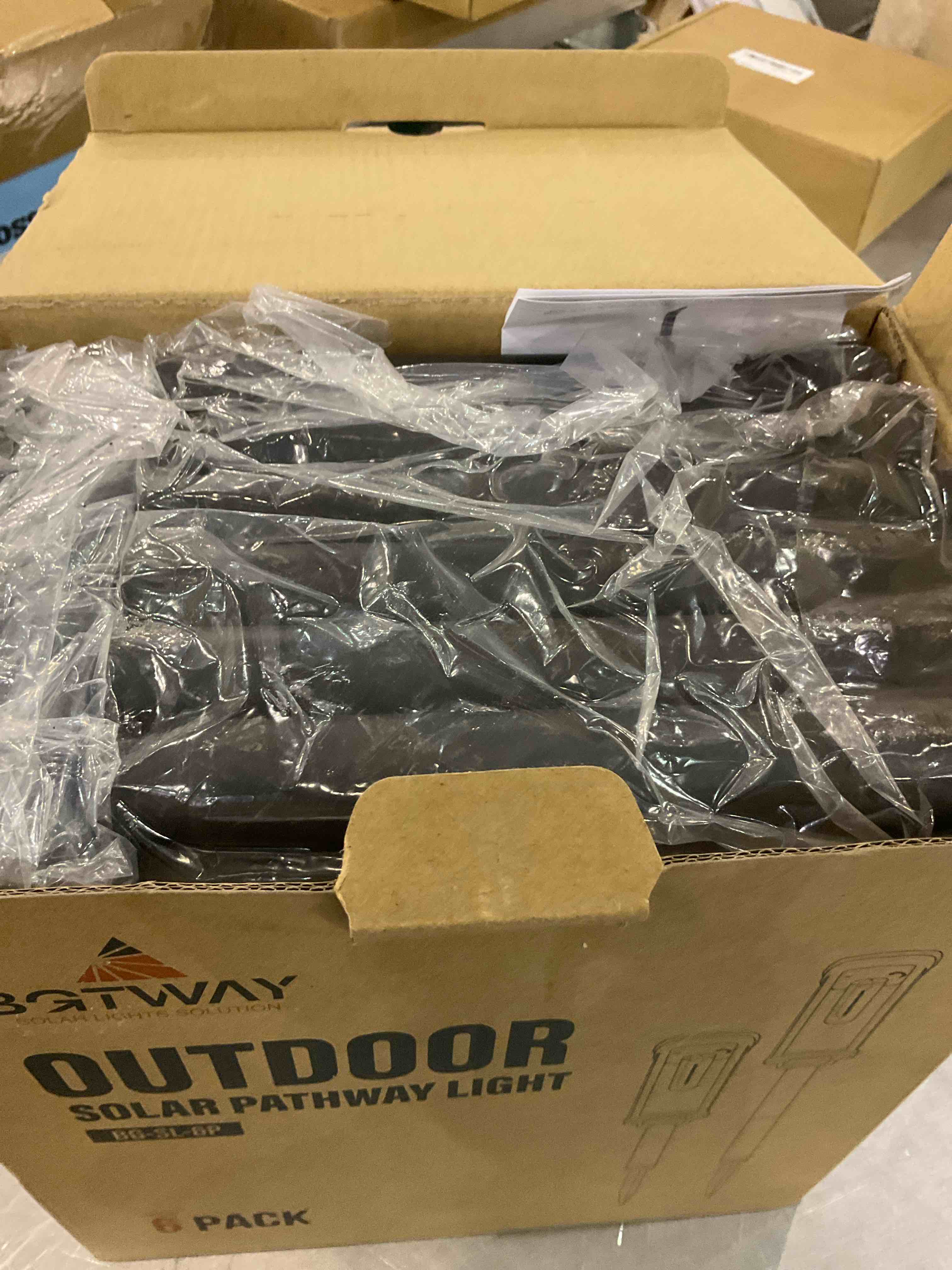 https://s3.amazonaws.com/lotting-images-prod/bidfta/EXS01155125_1705071594941.jpeg