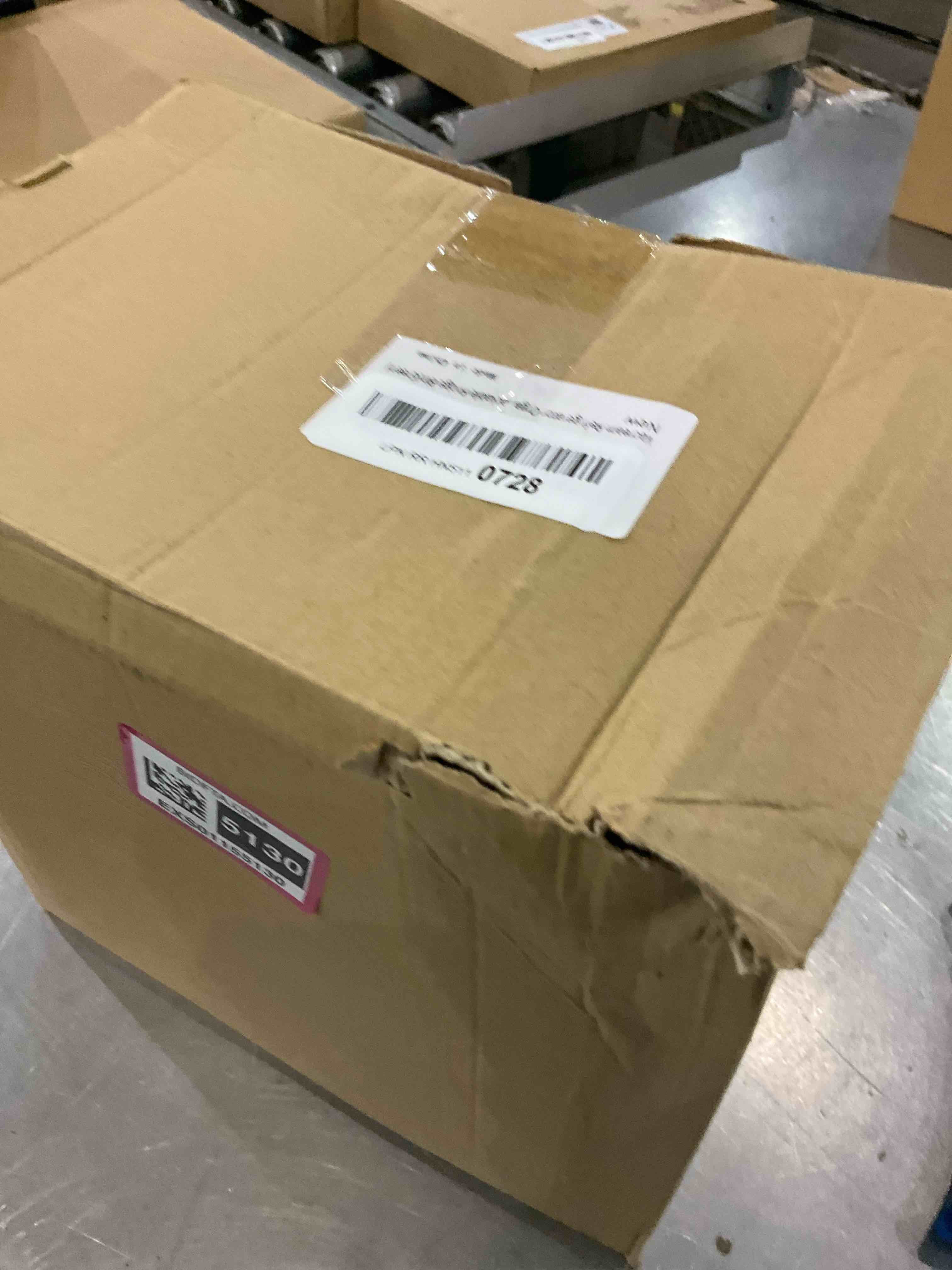 https://s3.amazonaws.com/lotting-images-prod/bidfta/EXS01155130_1705071994834.jpeg