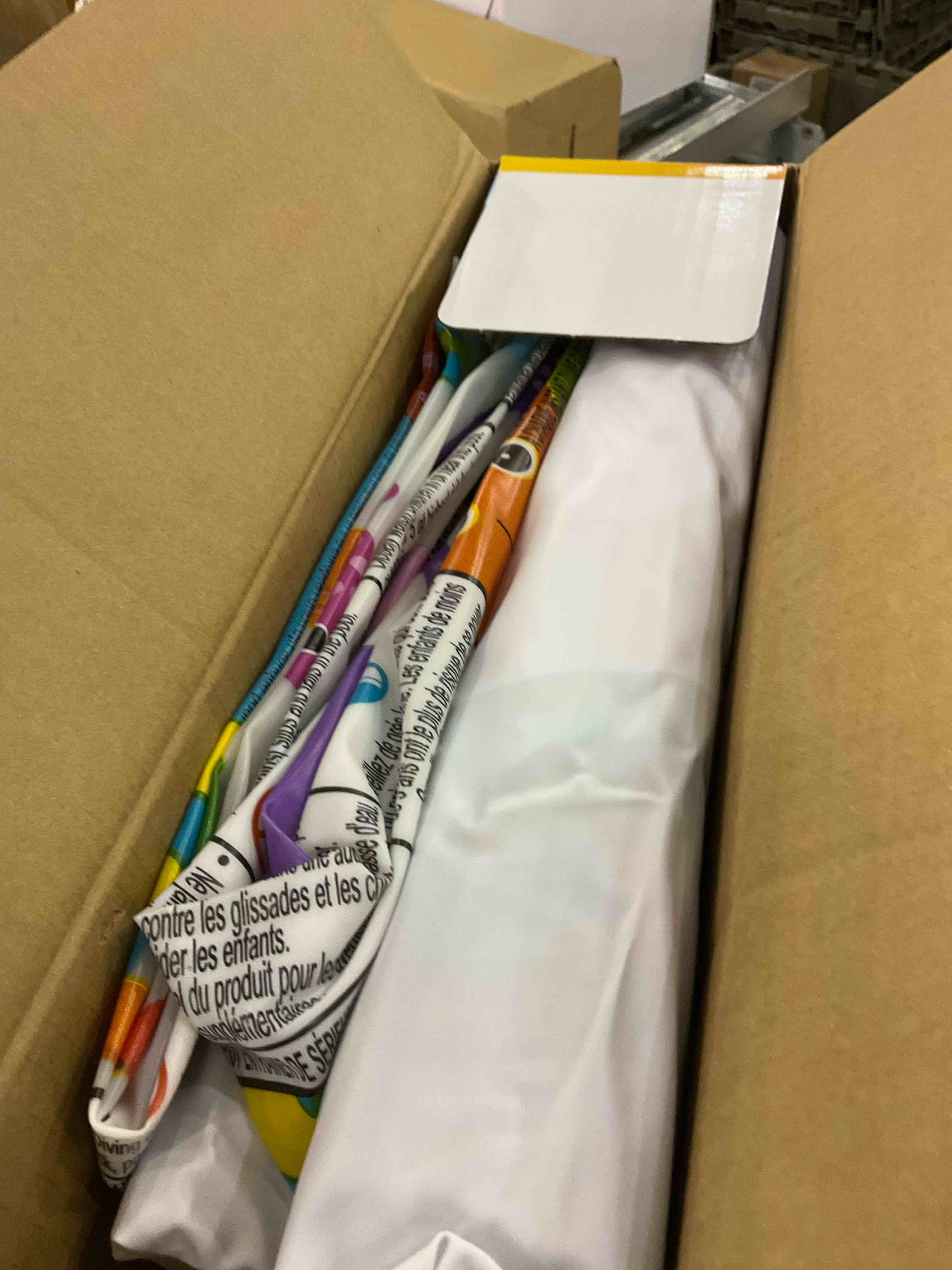 https://s3.amazonaws.com/lotting-images-prod/bidfta/EXS01155139_1705072975303.jpeg
