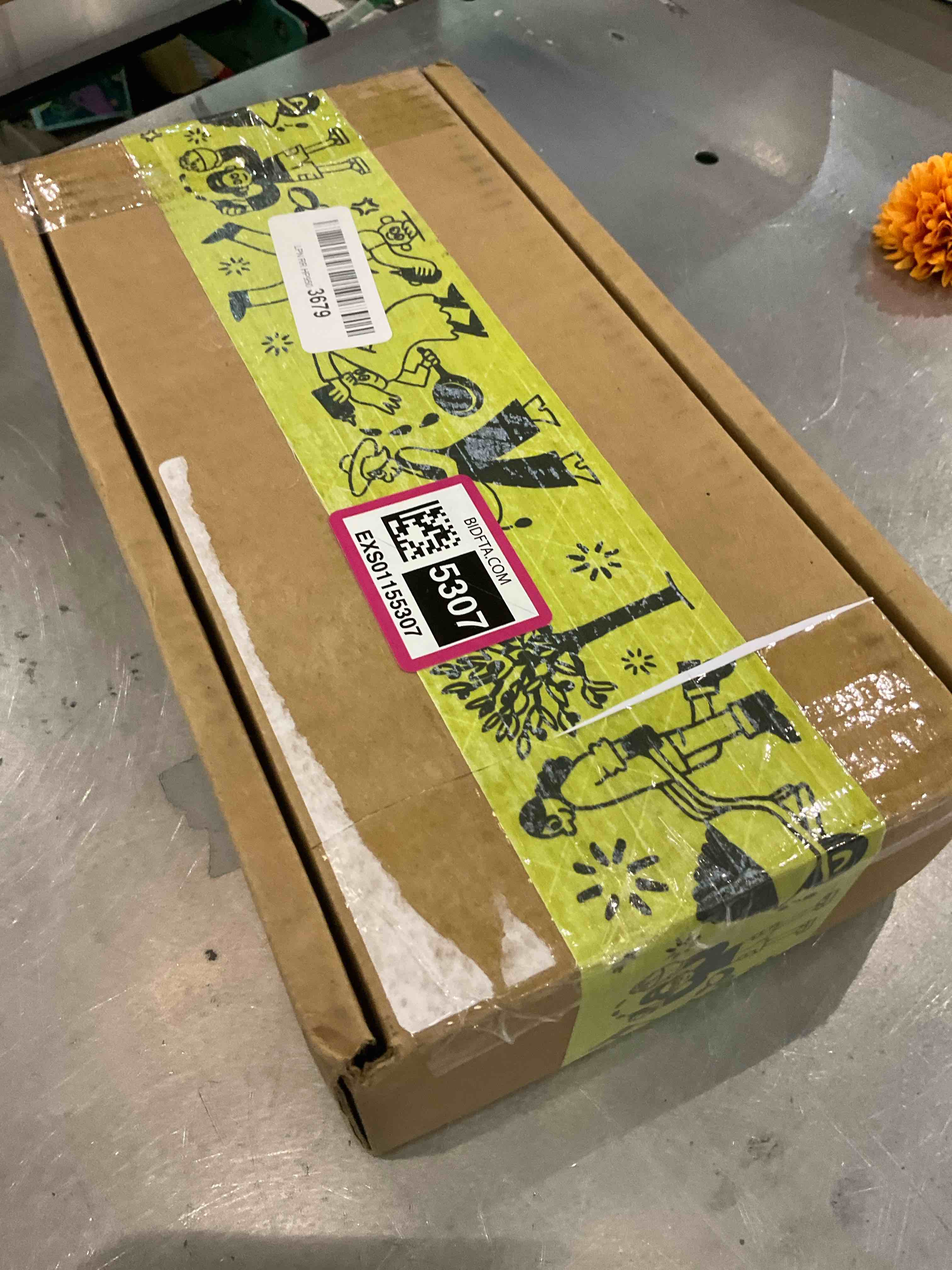 https://s3.amazonaws.com/lotting-images-prod/bidfta/EXS01155307_1705505765388.jpeg