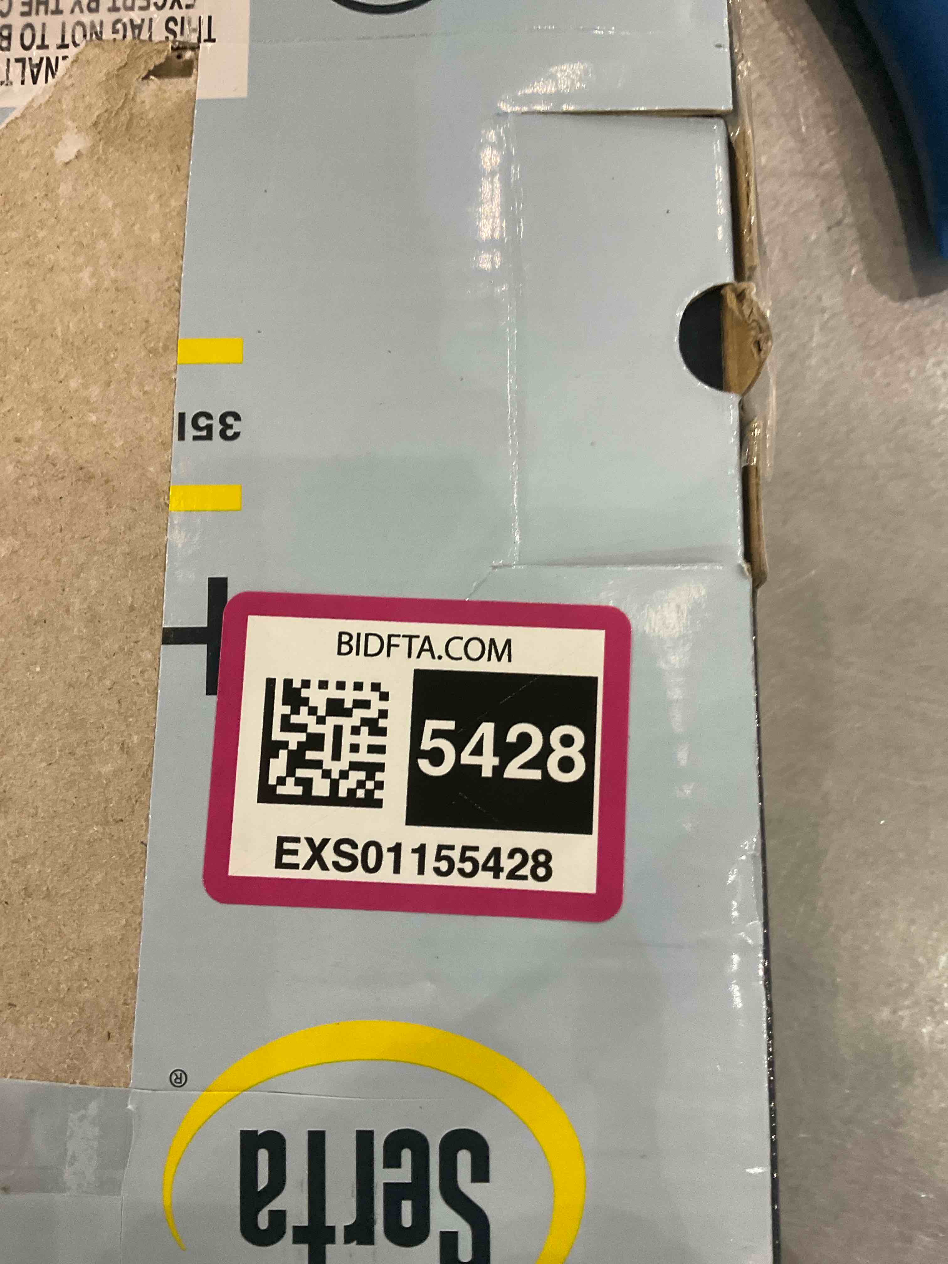 https://s3.amazonaws.com/lotting-images-prod/bidfta/EXS01155428_1705586286805.jpeg