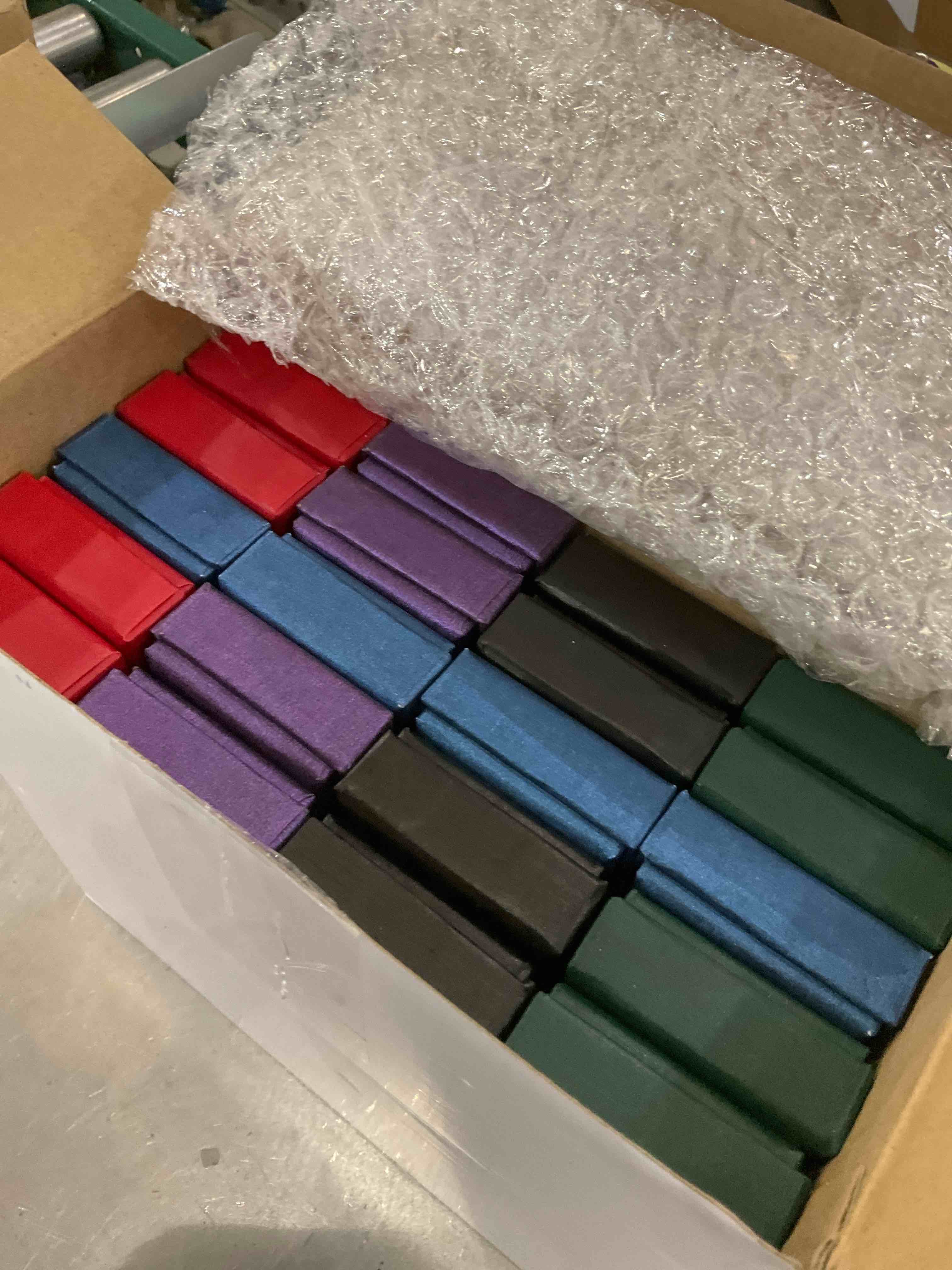 https://s3.amazonaws.com/lotting-images-prod/bidfta/EXS01155442_1705587721338.jpeg