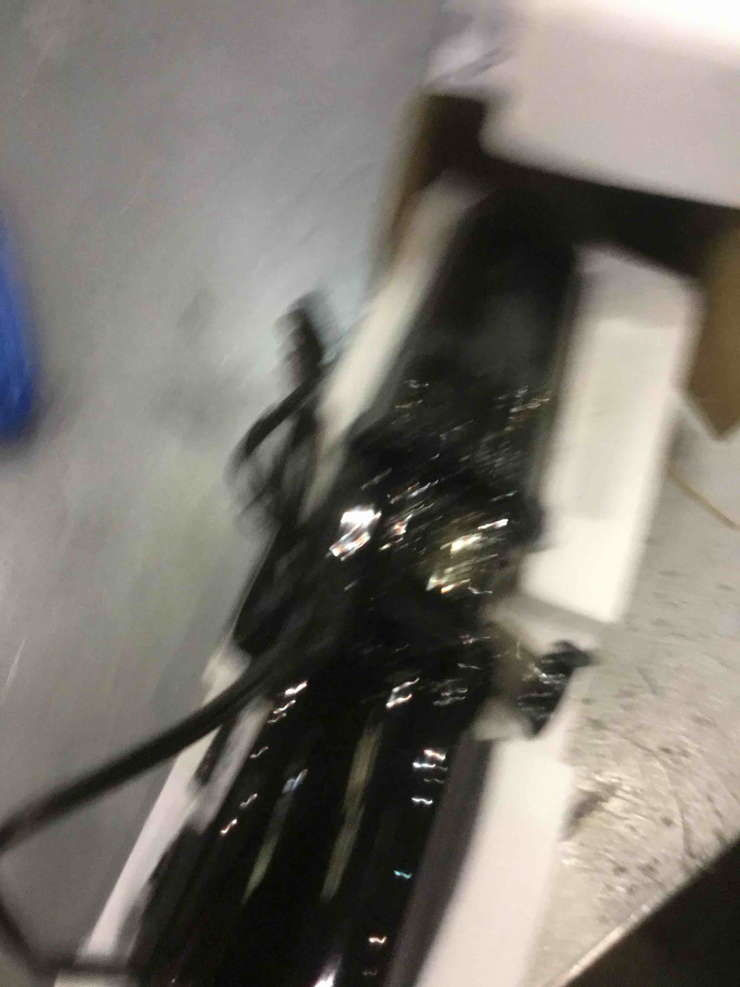 https://s3.amazonaws.com/lotting-images-prod/bidfta/EXS01155519_1705594740740.jpeg