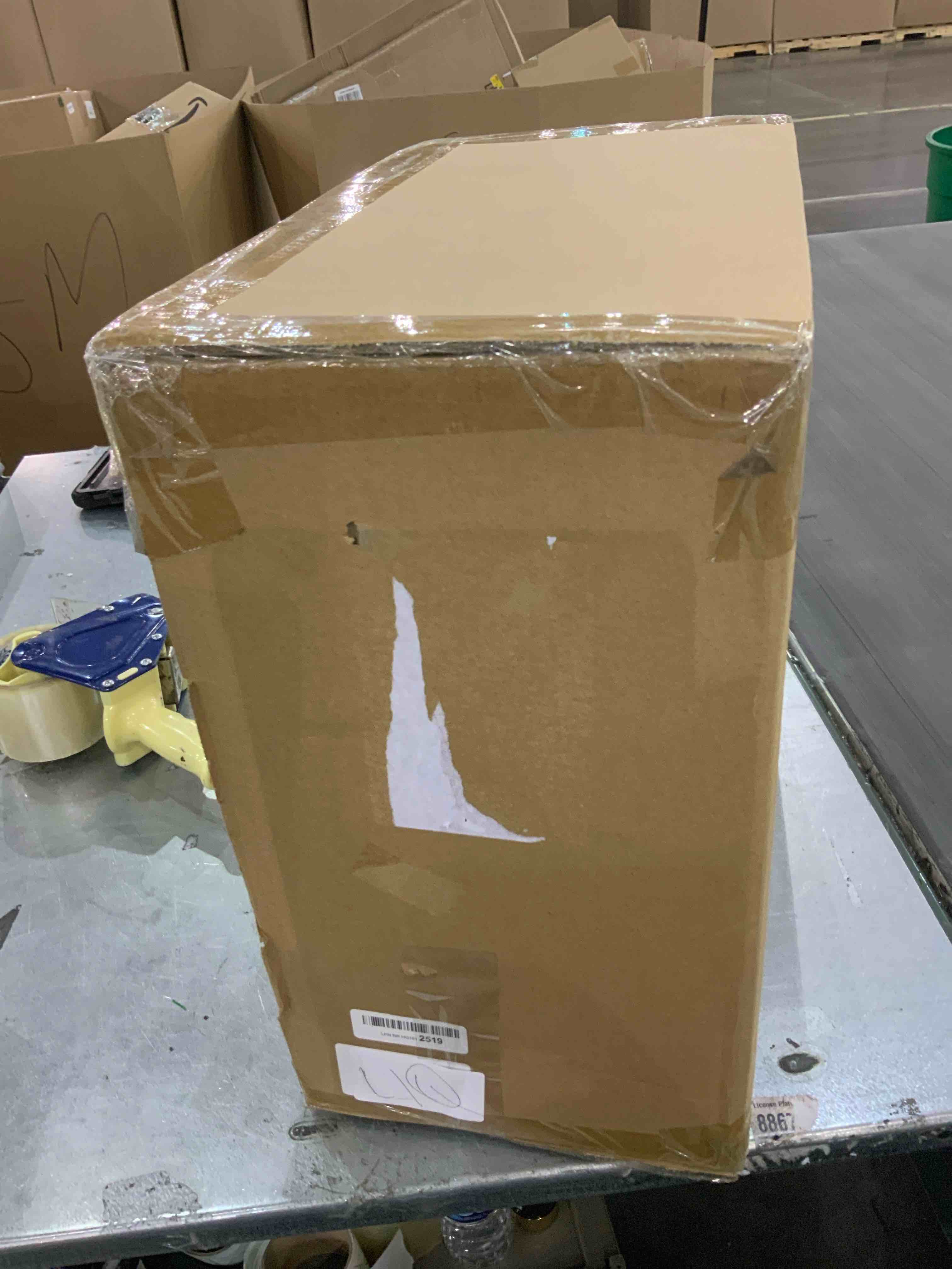 https://s3.amazonaws.com/lotting-images-prod/bidfta/EXS01155643_1705930642138.jpeg