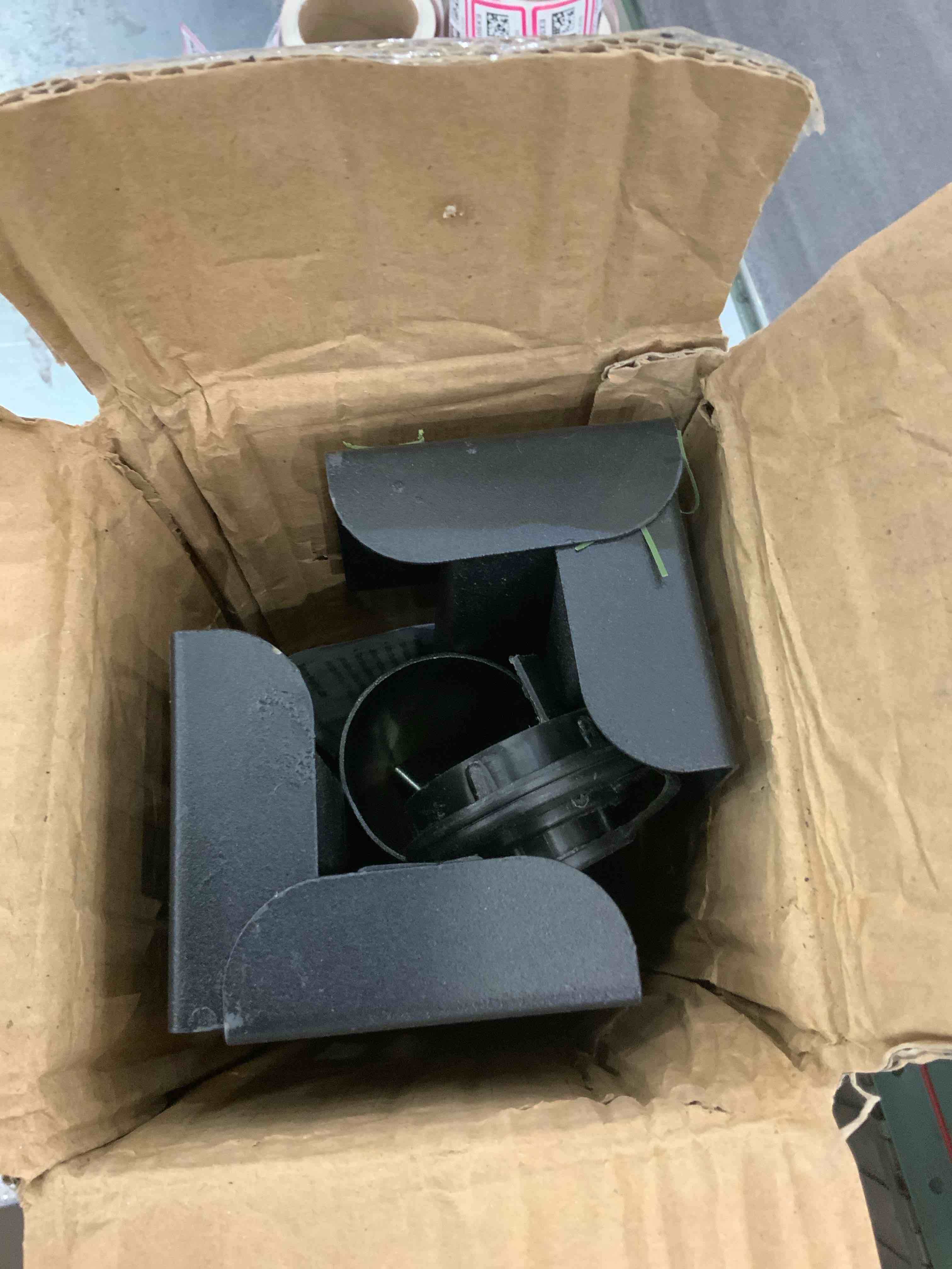 https://s3.amazonaws.com/lotting-images-prod/bidfta/EXS01155730_1705941917872.jpeg
