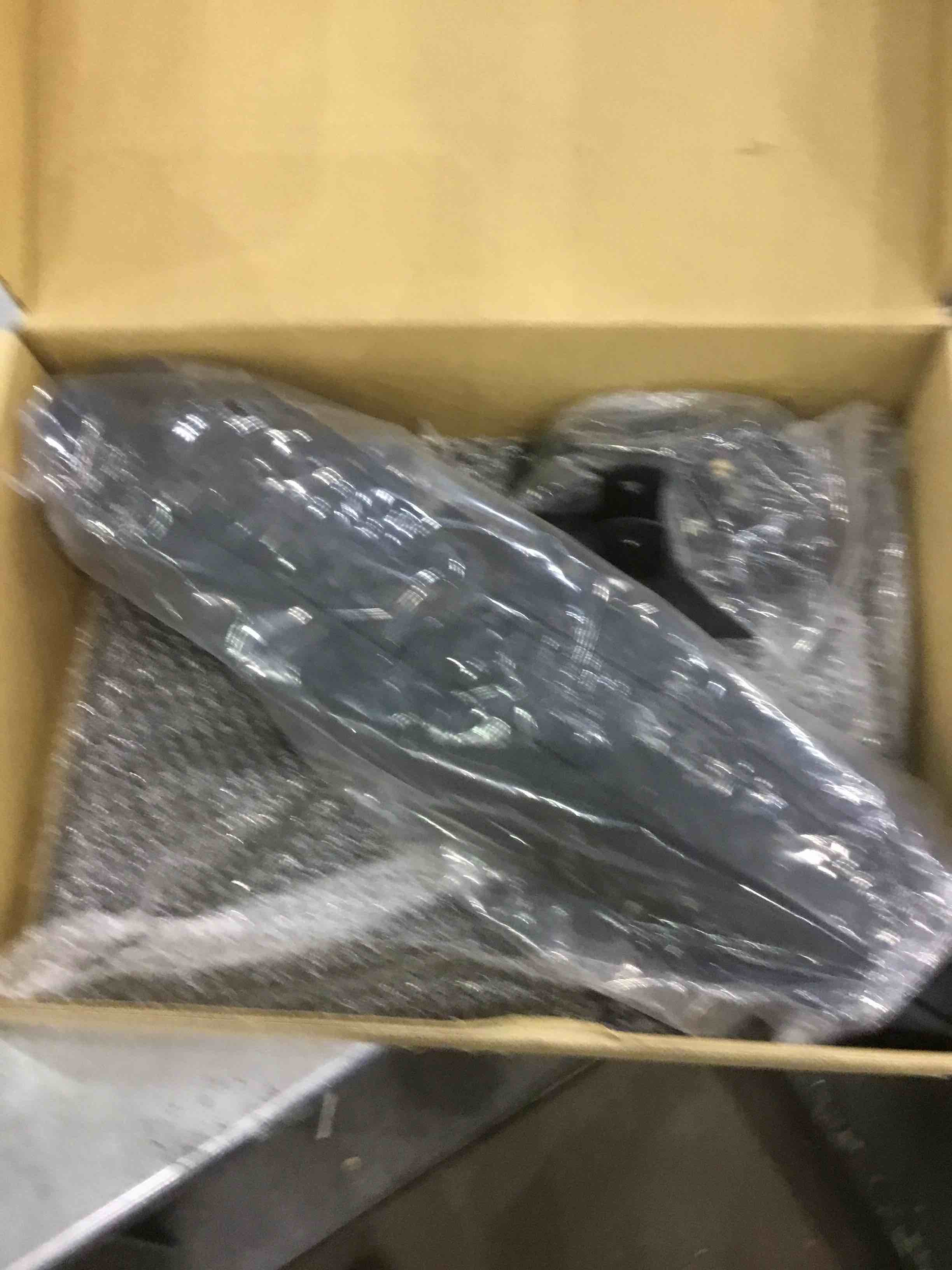 https://s3.amazonaws.com/lotting-images-prod/bidfta/EXS01155914_1706022005551.jpeg