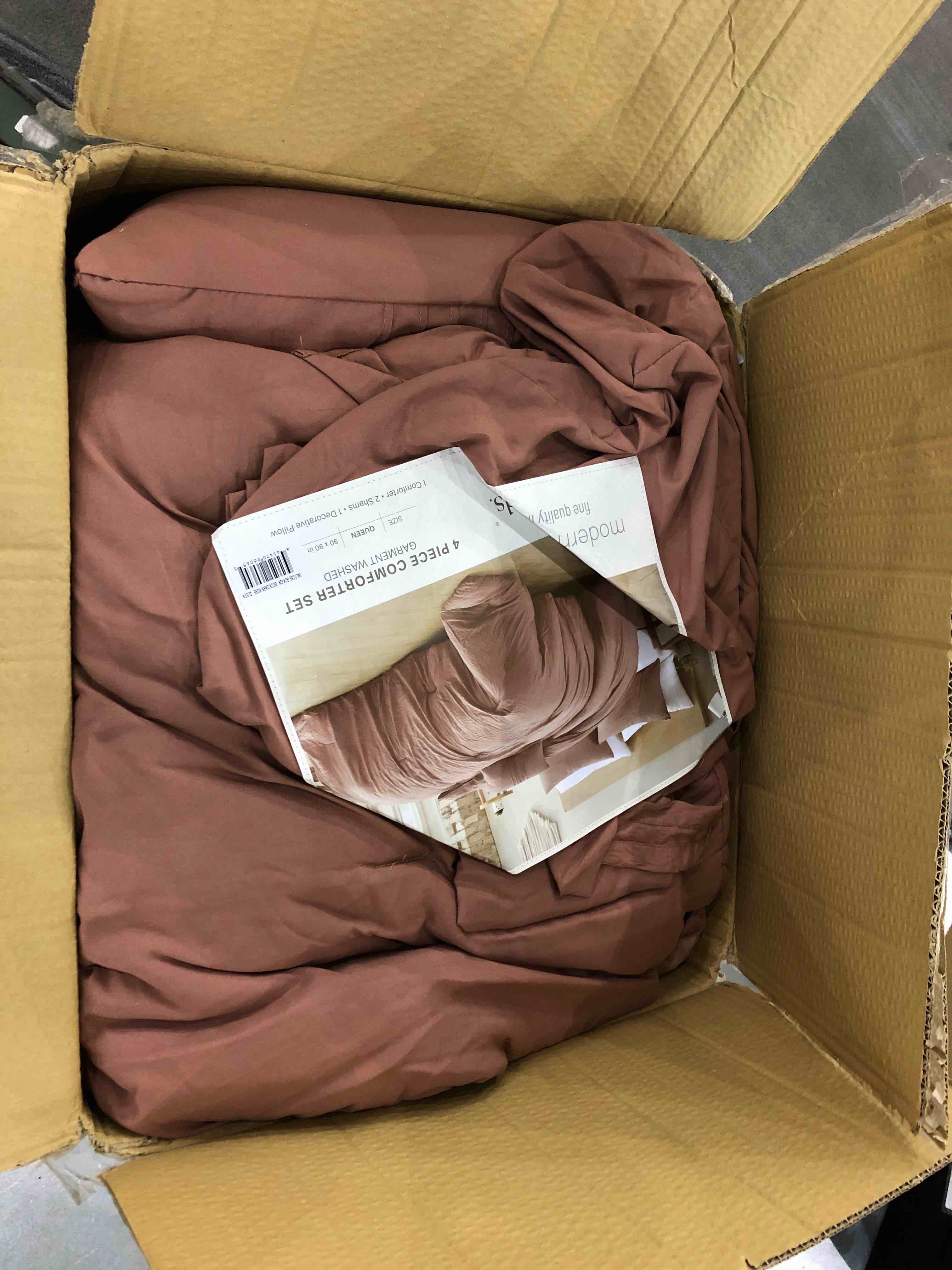 https://s3.amazonaws.com/lotting-images-prod/bidfta/EXS01156017_1705069806318.jpeg