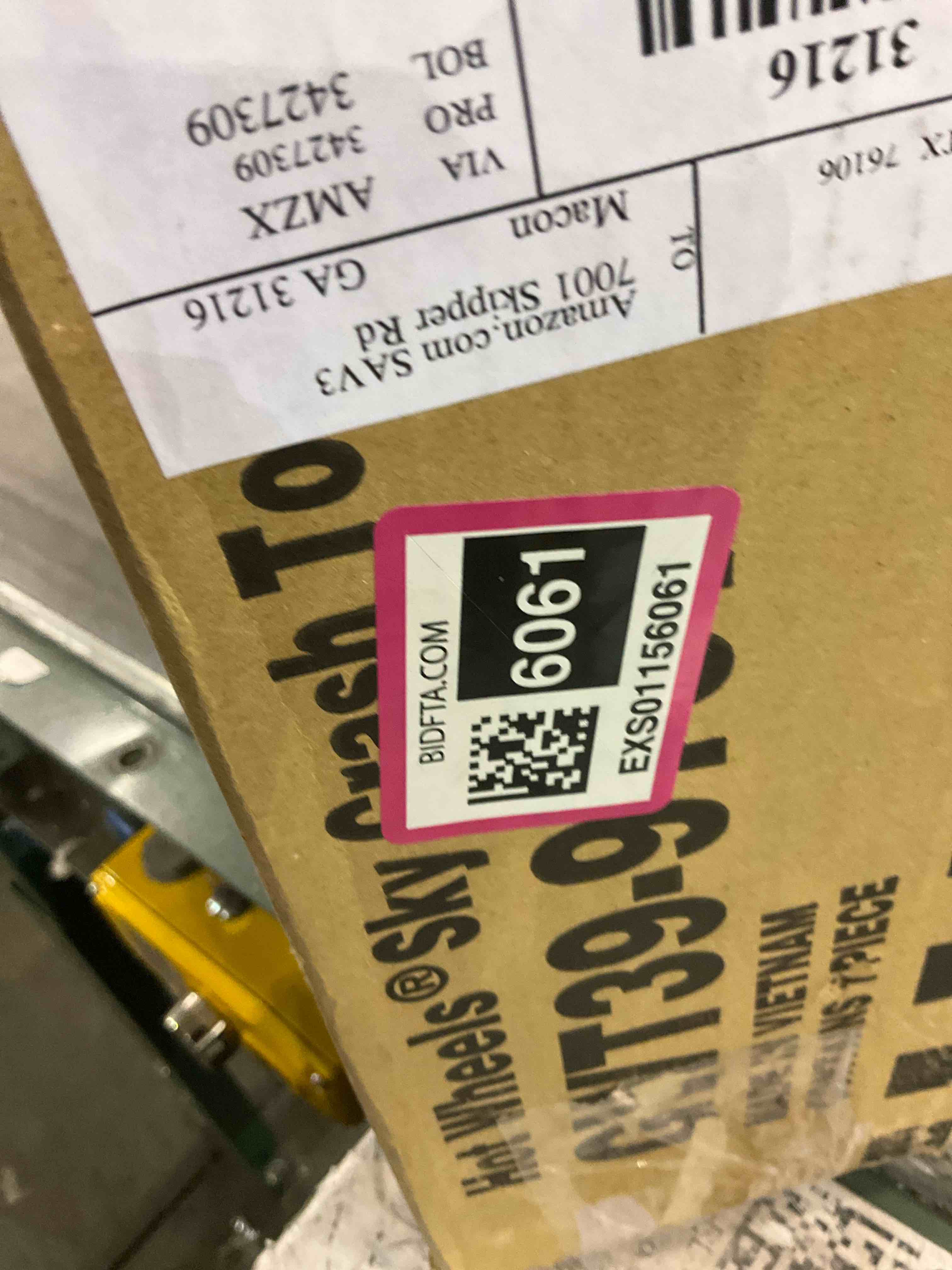 https://s3.amazonaws.com/lotting-images-prod/bidfta/EXS01156061_1705076730061.jpeg