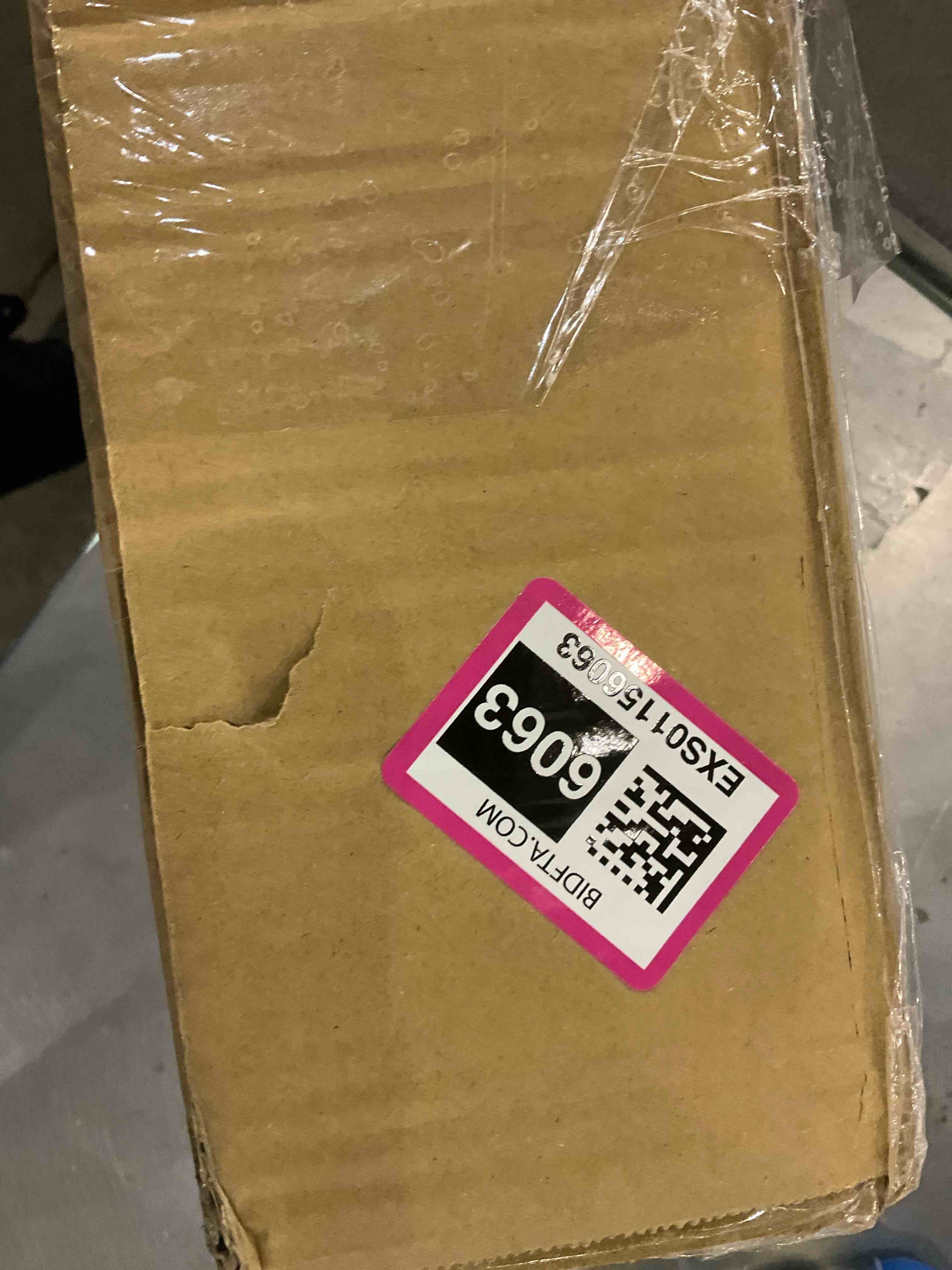 https://s3.amazonaws.com/lotting-images-prod/bidfta/EXS01156063_1705076514953.jpeg