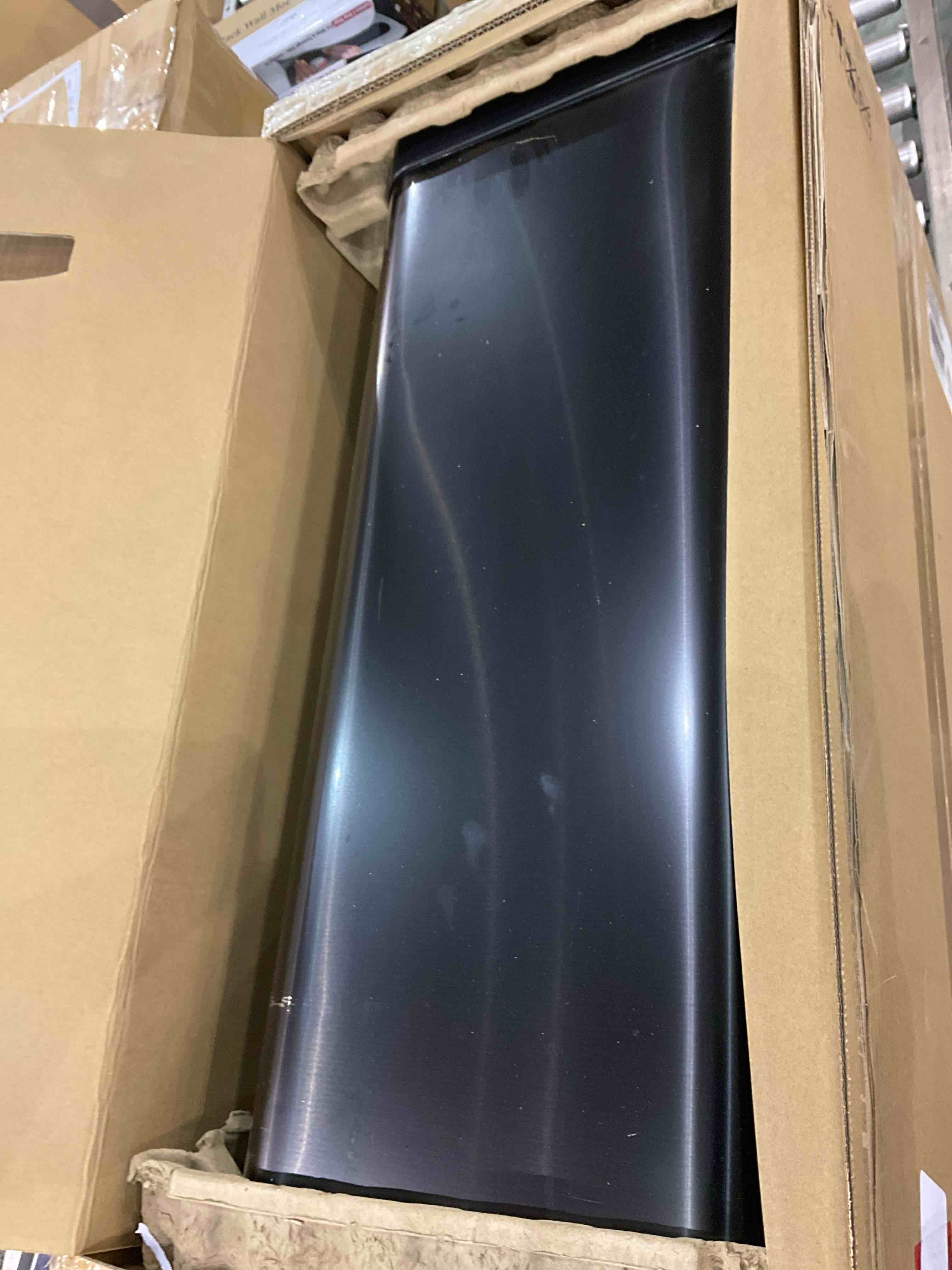 https://s3.amazonaws.com/lotting-images-prod/bidfta/EXS01156094_1705077174202.jpeg