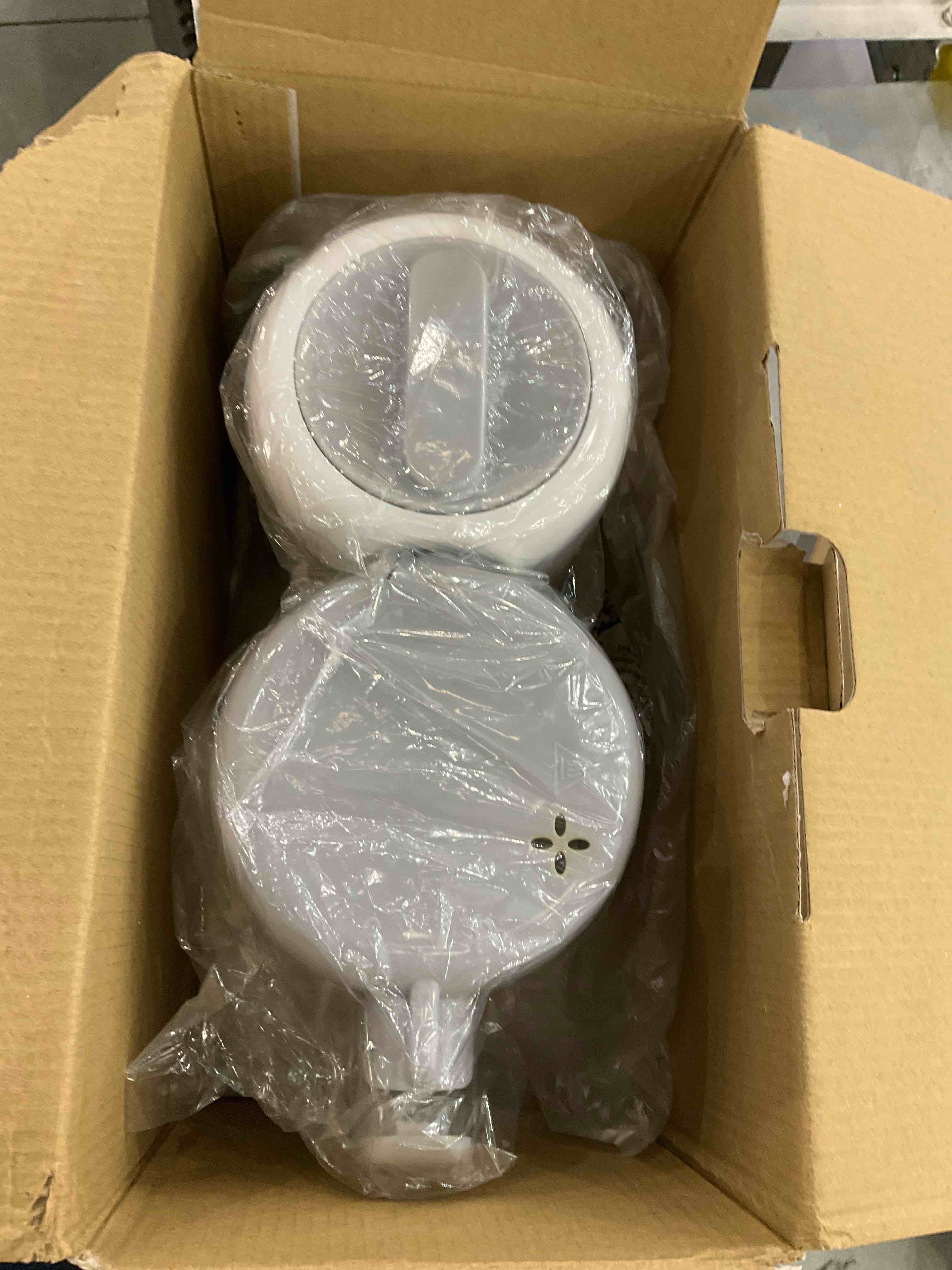 https://s3.amazonaws.com/lotting-images-prod/bidfta/EXS01156675_1705679141001.jpeg