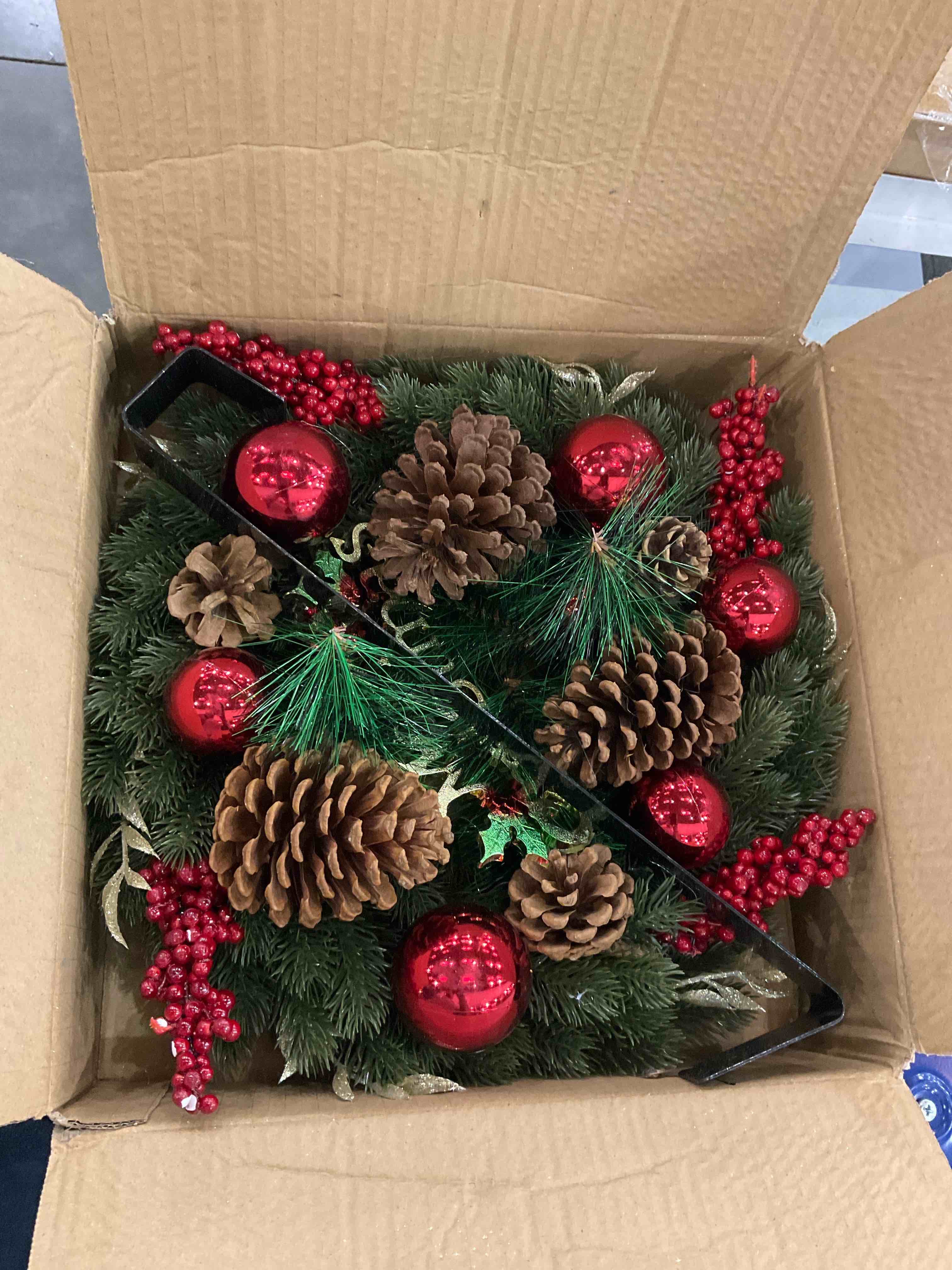 https://s3.amazonaws.com/lotting-images-prod/bidfta/EXS01156730_1705692373224.jpeg
