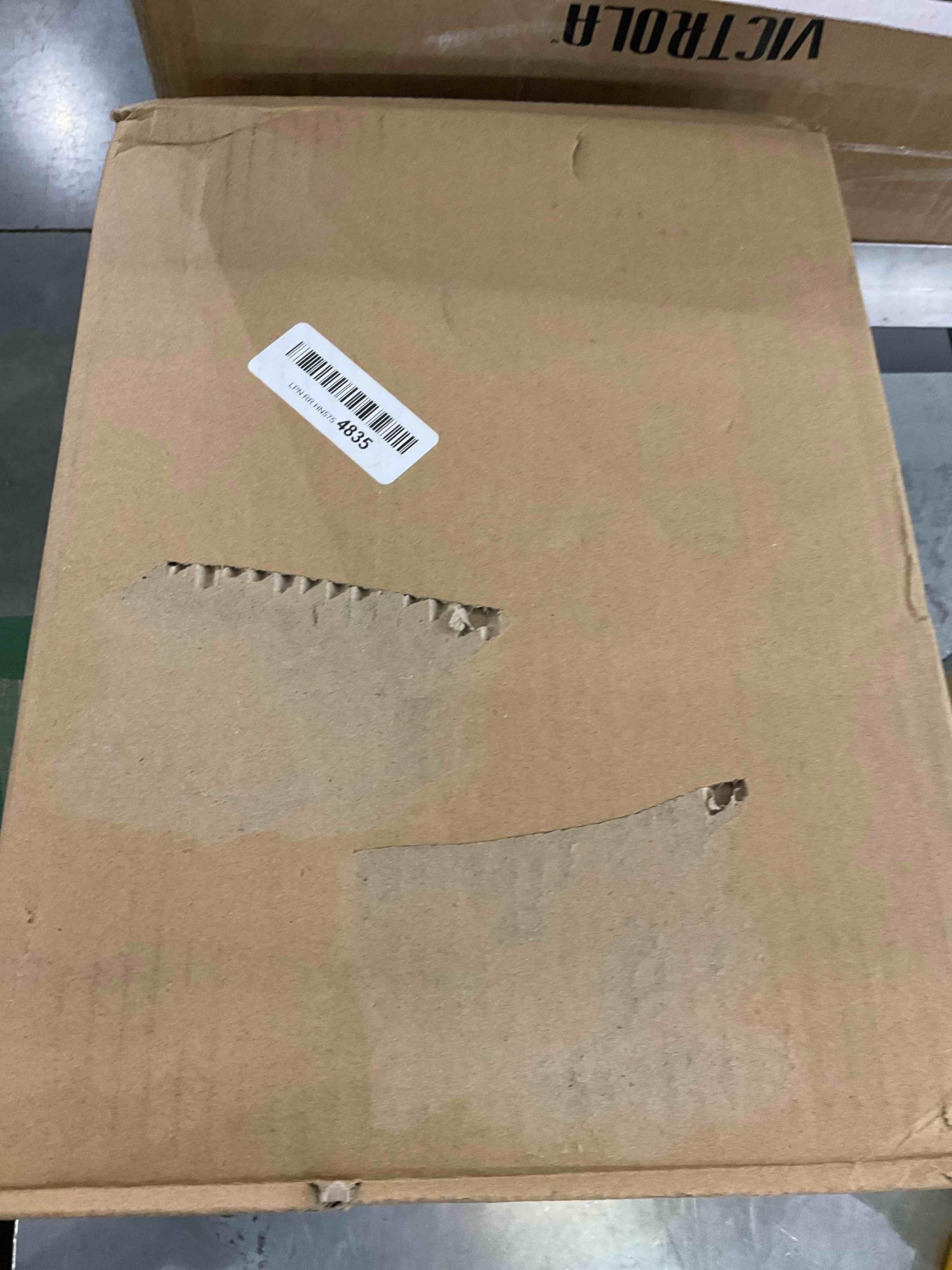 https://s3.amazonaws.com/lotting-images-prod/bidfta/EXS01156928_1705953387794.jpeg