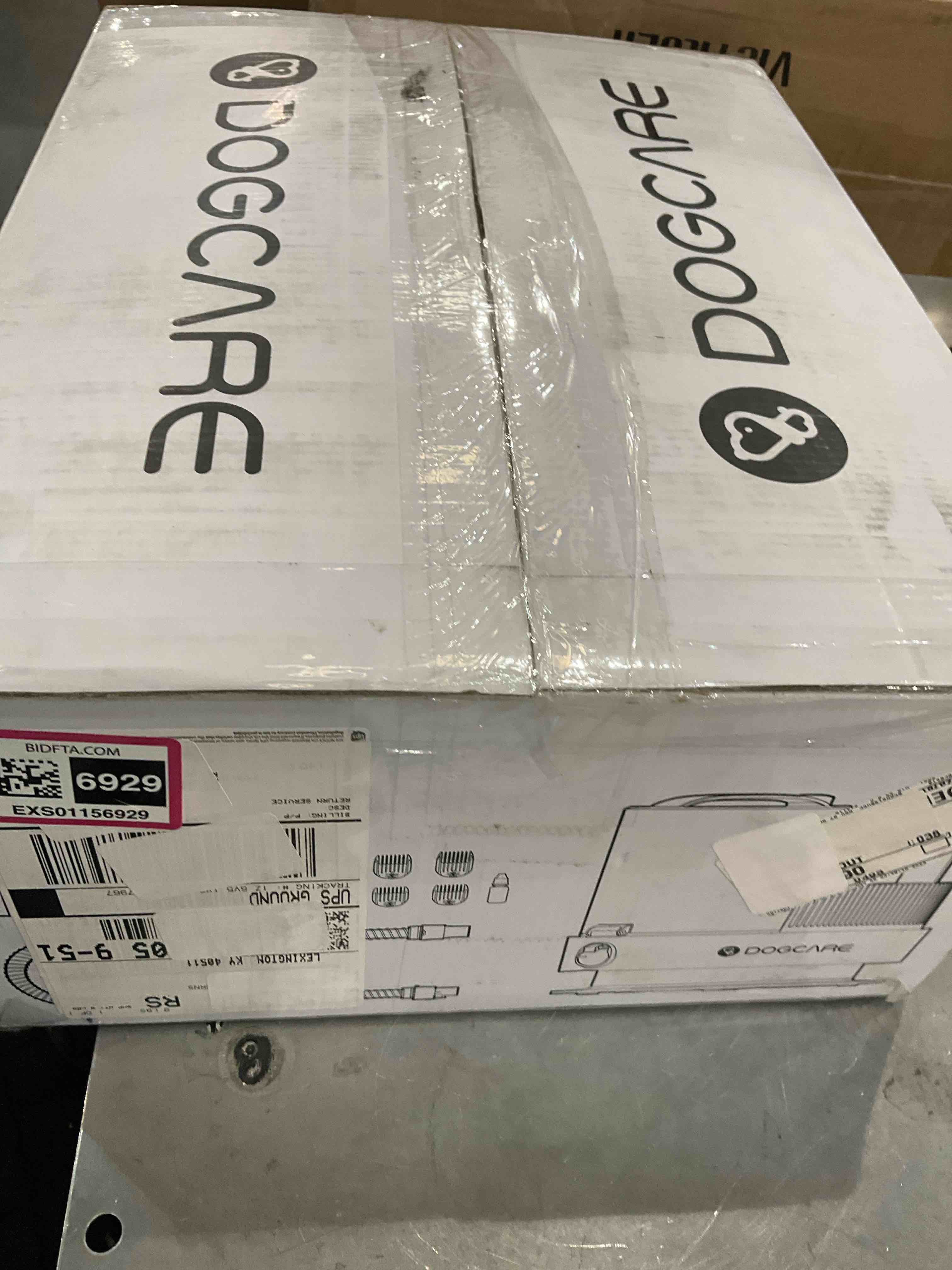 https://s3.amazonaws.com/lotting-images-prod/bidfta/EXS01156929_1705953506443.jpeg