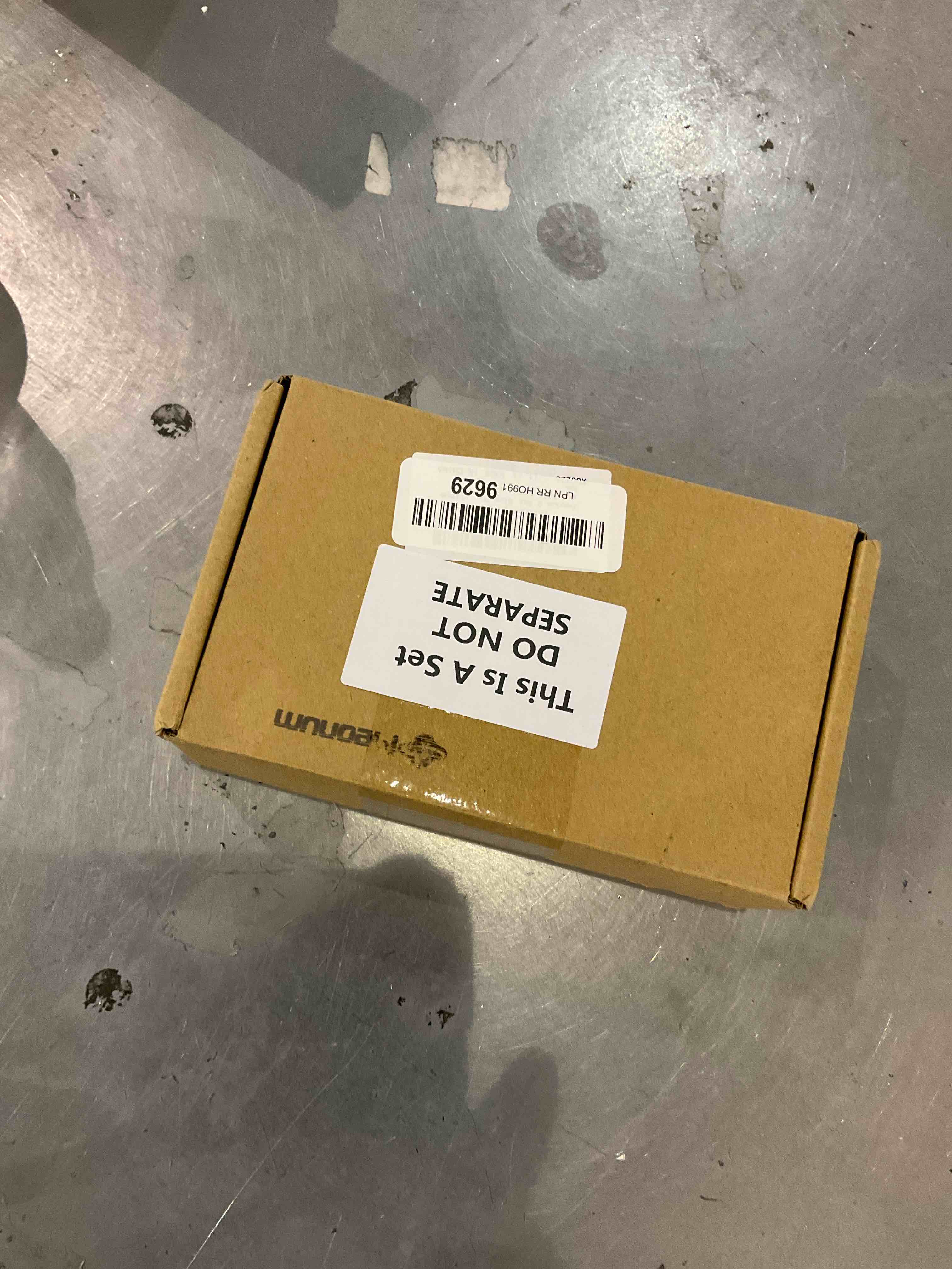 https://s3.amazonaws.com/lotting-images-prod/bidfta/EXS01158004_1705066485024.jpeg