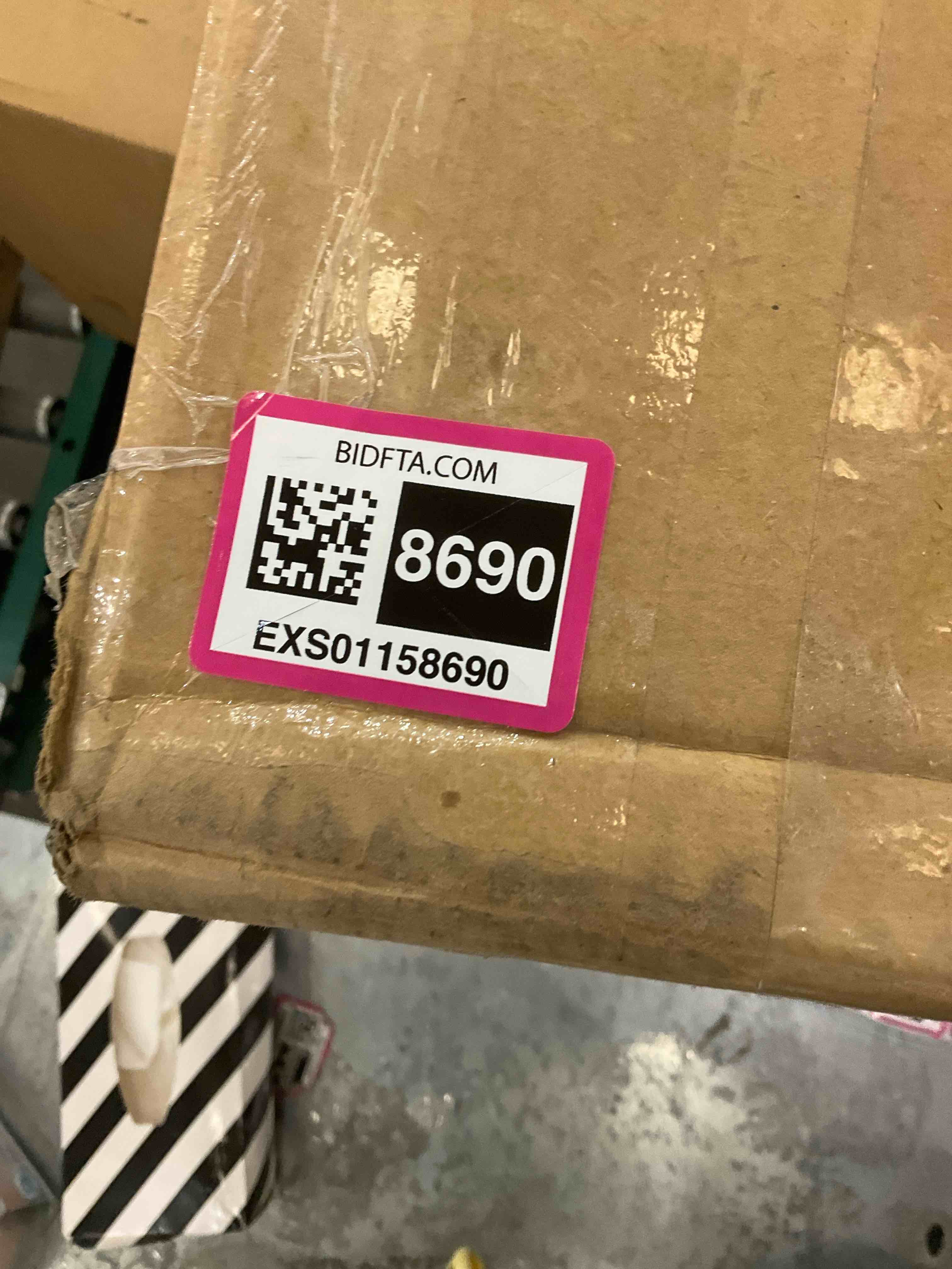 https://s3.amazonaws.com/lotting-images-prod/bidfta/EXS01158690_1704909977344.jpeg