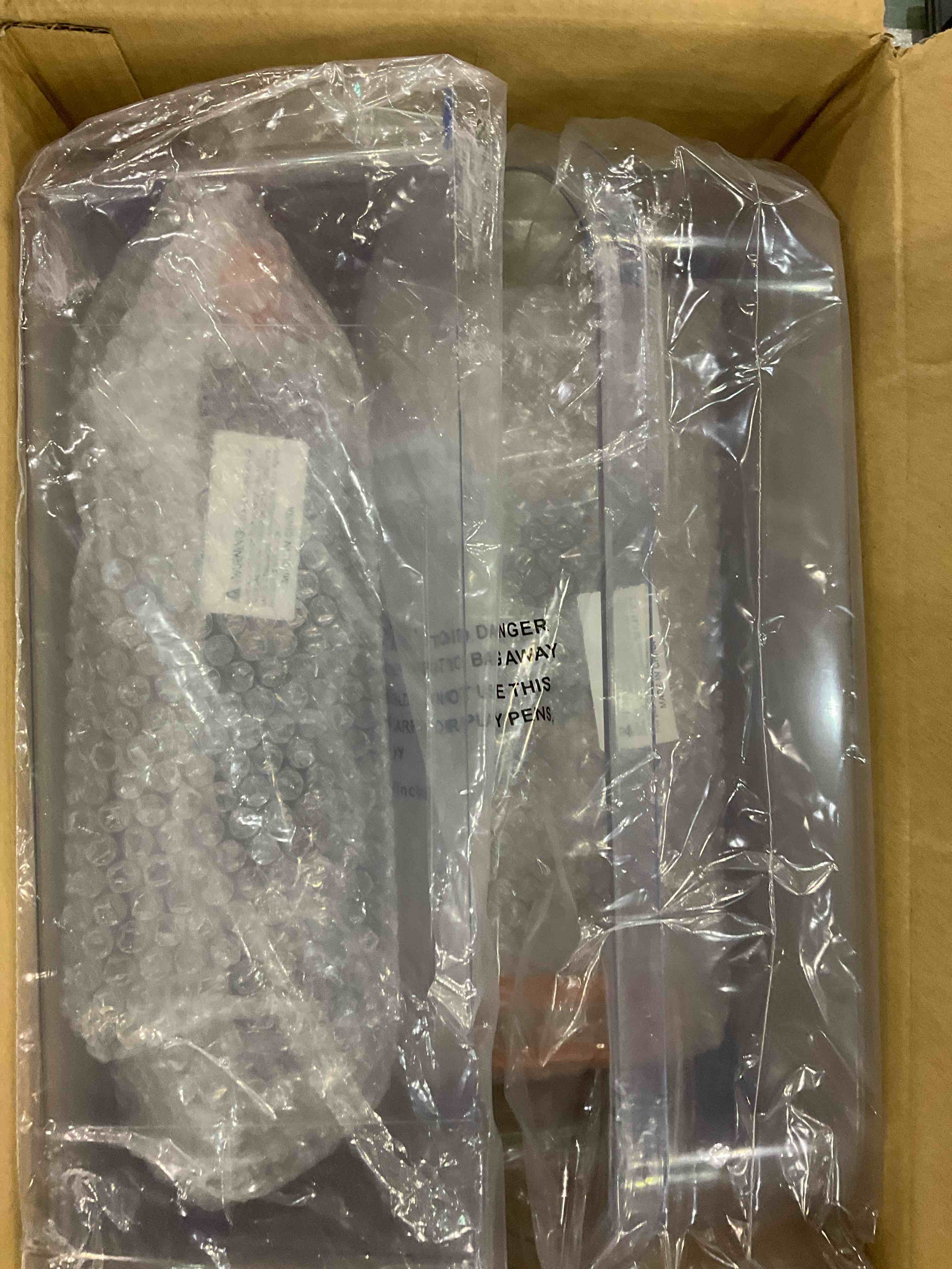 https://s3.amazonaws.com/lotting-images-prod/bidfta/EXS01158802_1704978337080.jpeg
