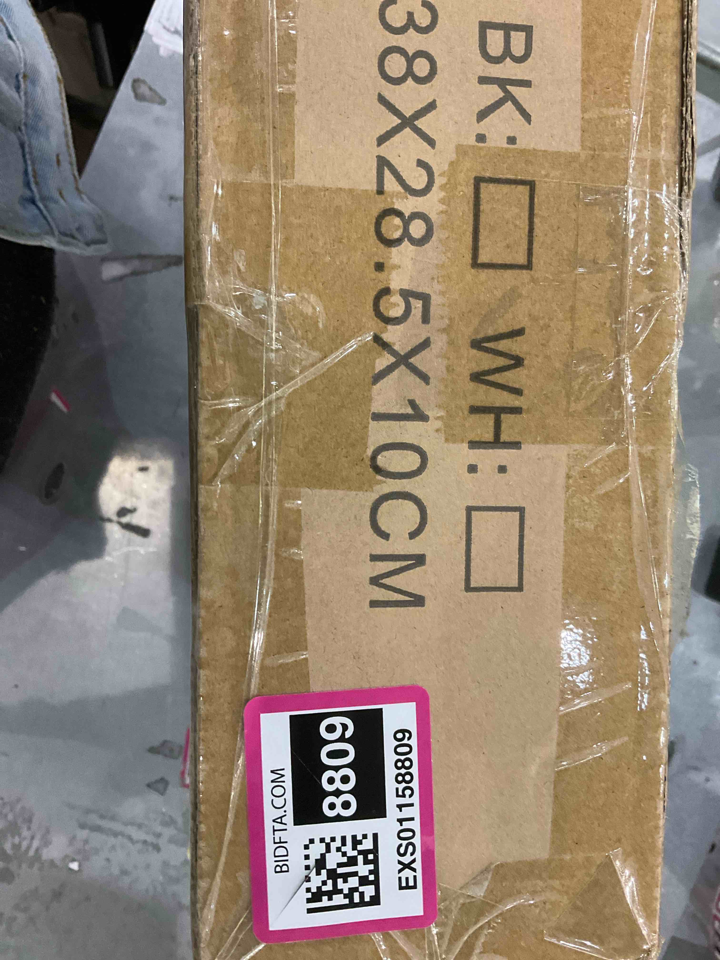 https://s3.amazonaws.com/lotting-images-prod/bidfta/EXS01158809_1704979145862.jpeg