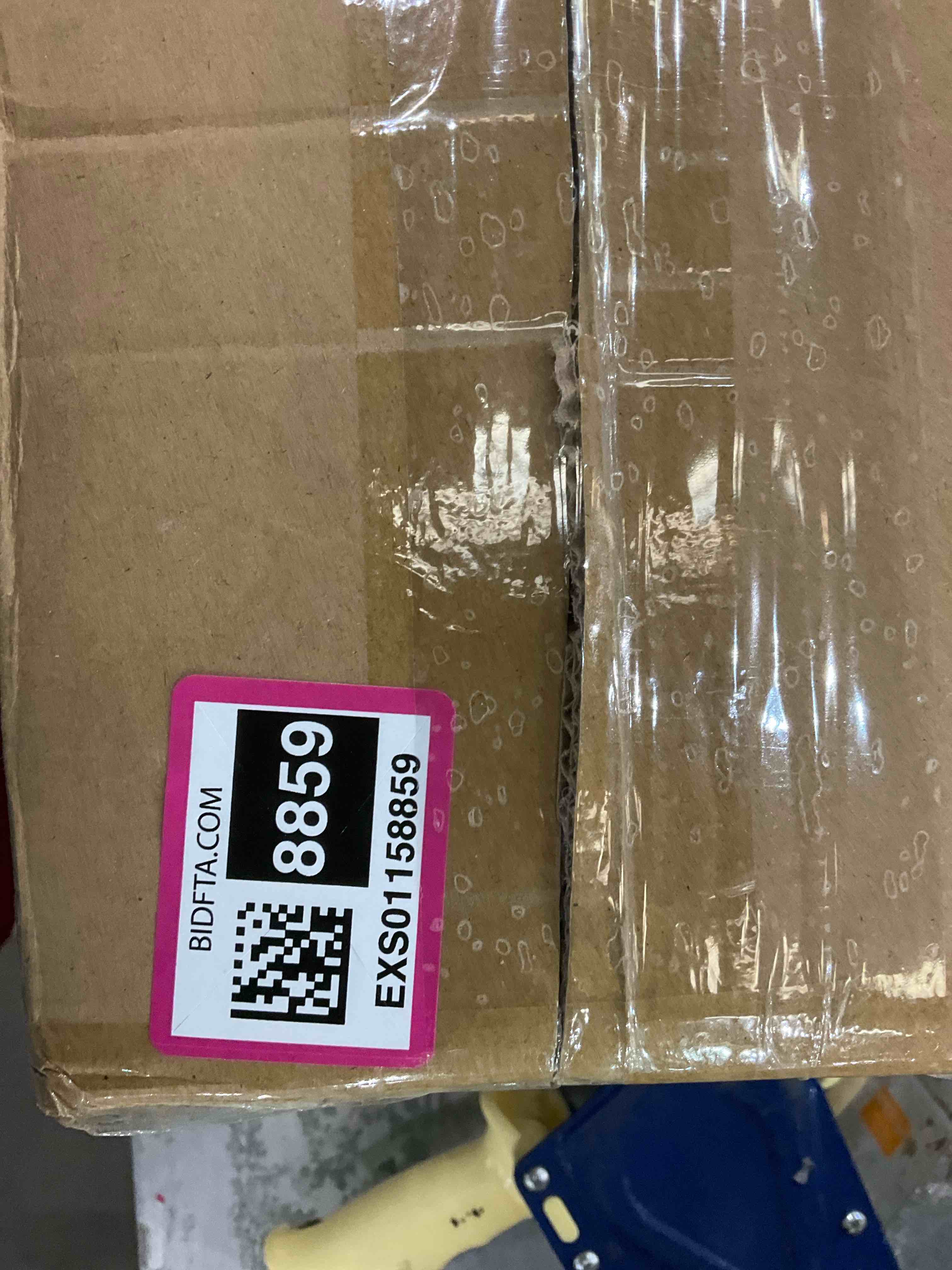 https://s3.amazonaws.com/lotting-images-prod/bidfta/EXS01158859_1704985477266.jpeg
