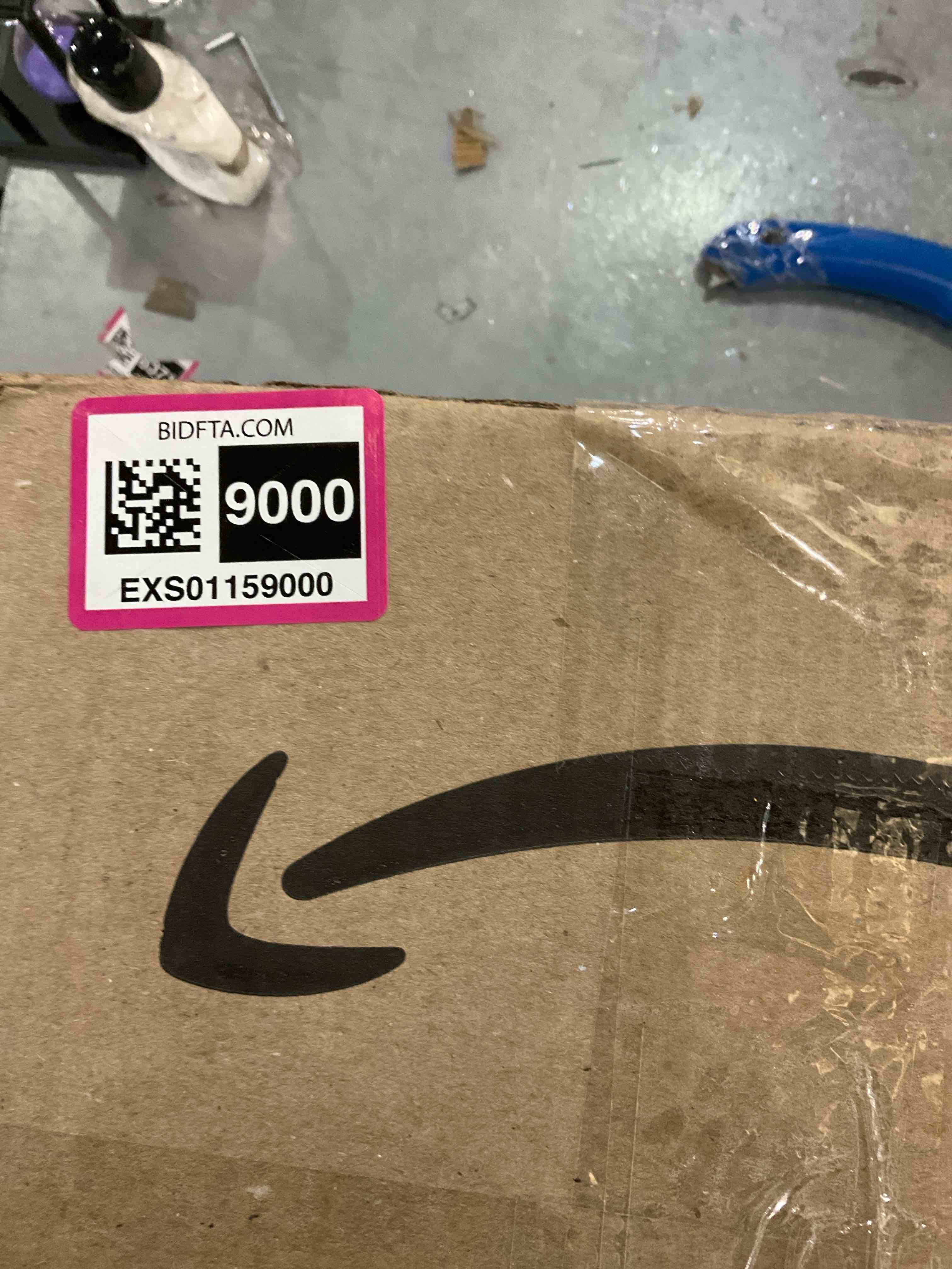 https://s3.amazonaws.com/lotting-images-prod/bidfta/EXS01159000_1705588515775.jpeg