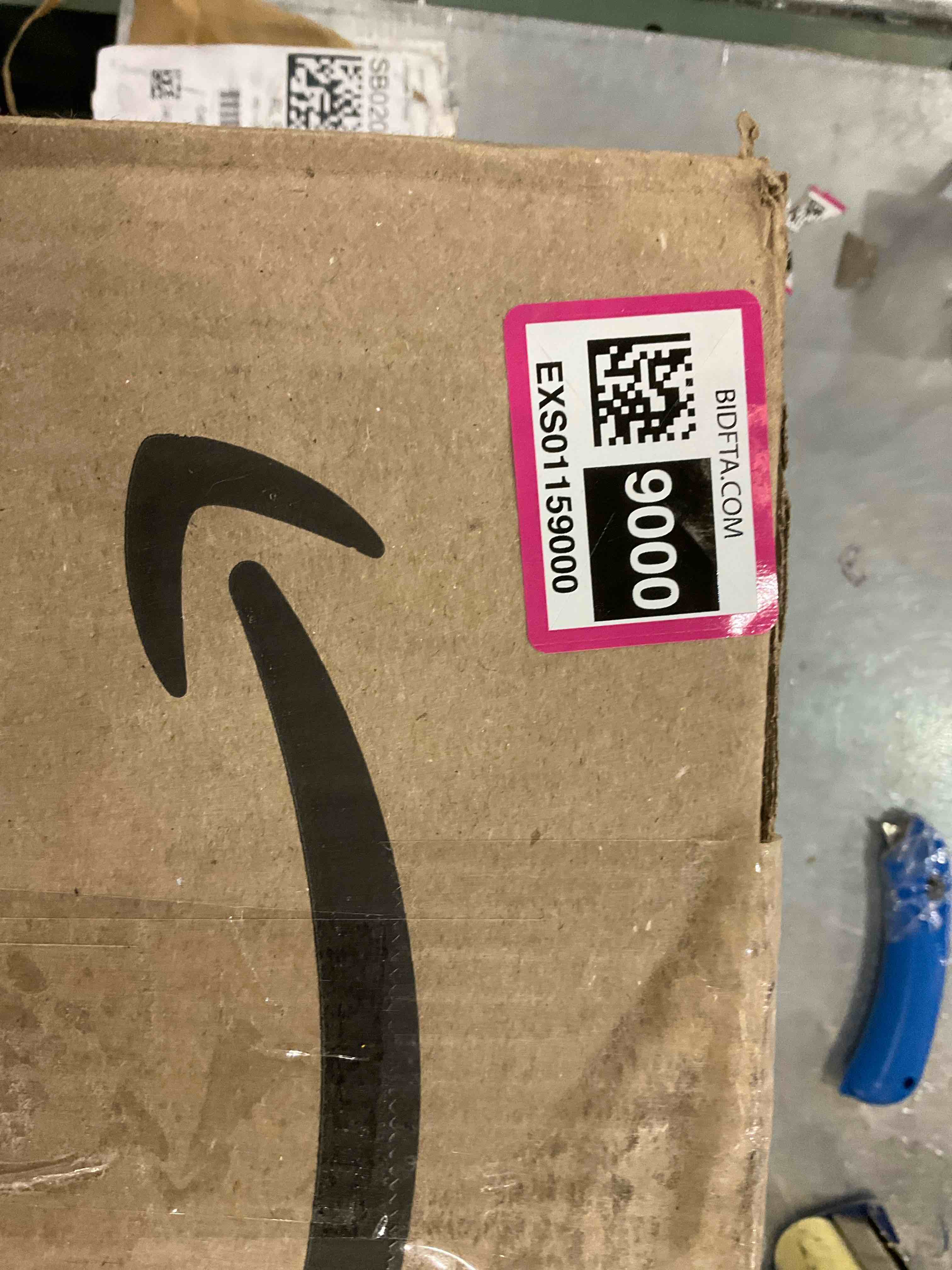 https://s3.amazonaws.com/lotting-images-prod/bidfta/EXS01159000_1705588523980.jpeg