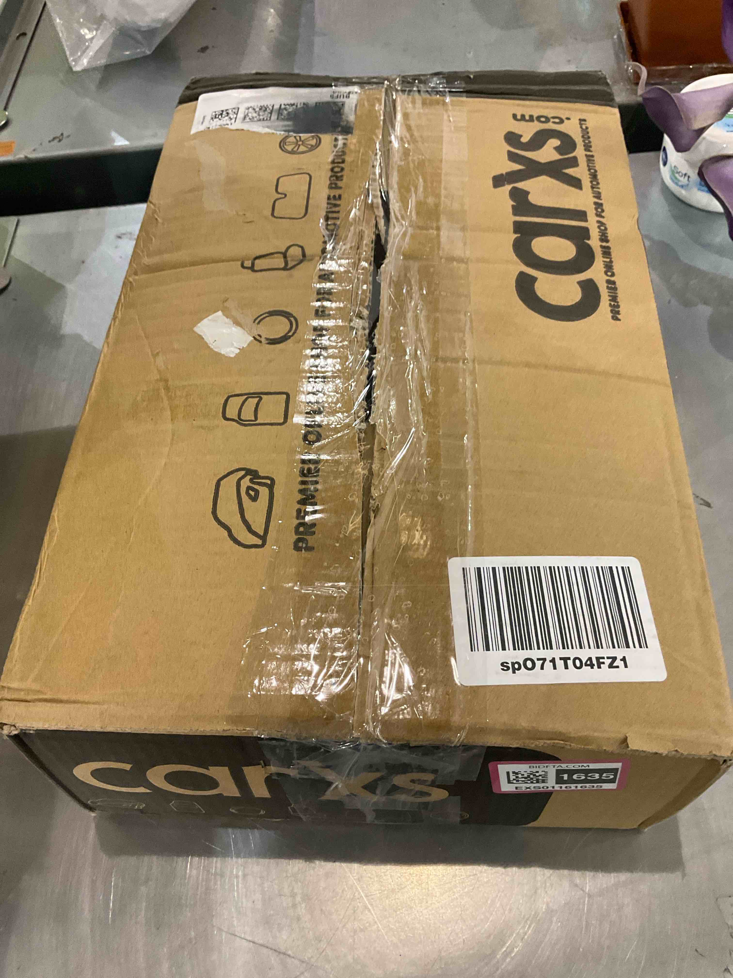 https://s3.amazonaws.com/lotting-images-prod/bidfta/EXS01161635_1705589974476.jpeg