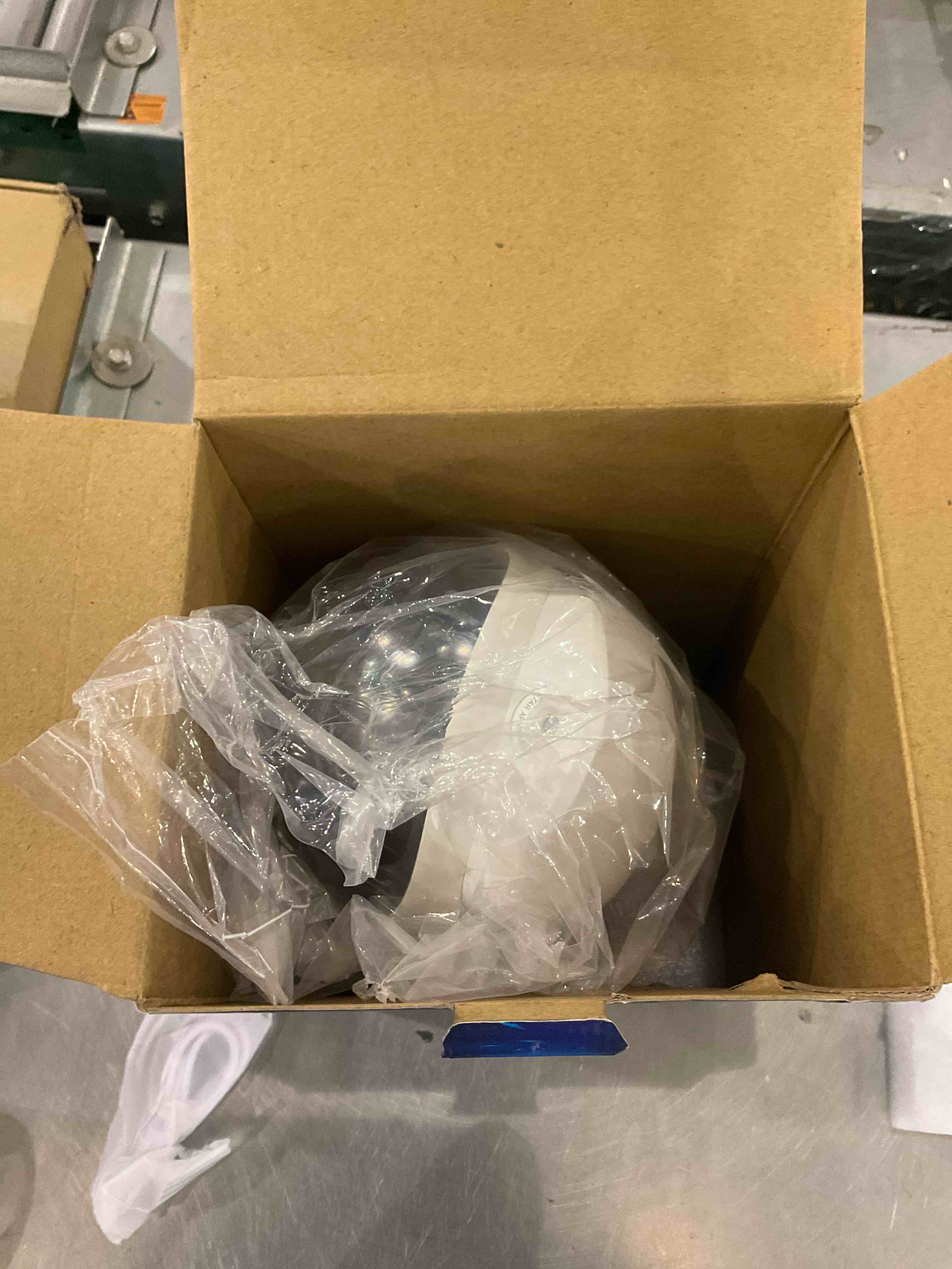 https://s3.amazonaws.com/lotting-images-prod/bidfta/EXS01161754_1705605689874.jpeg