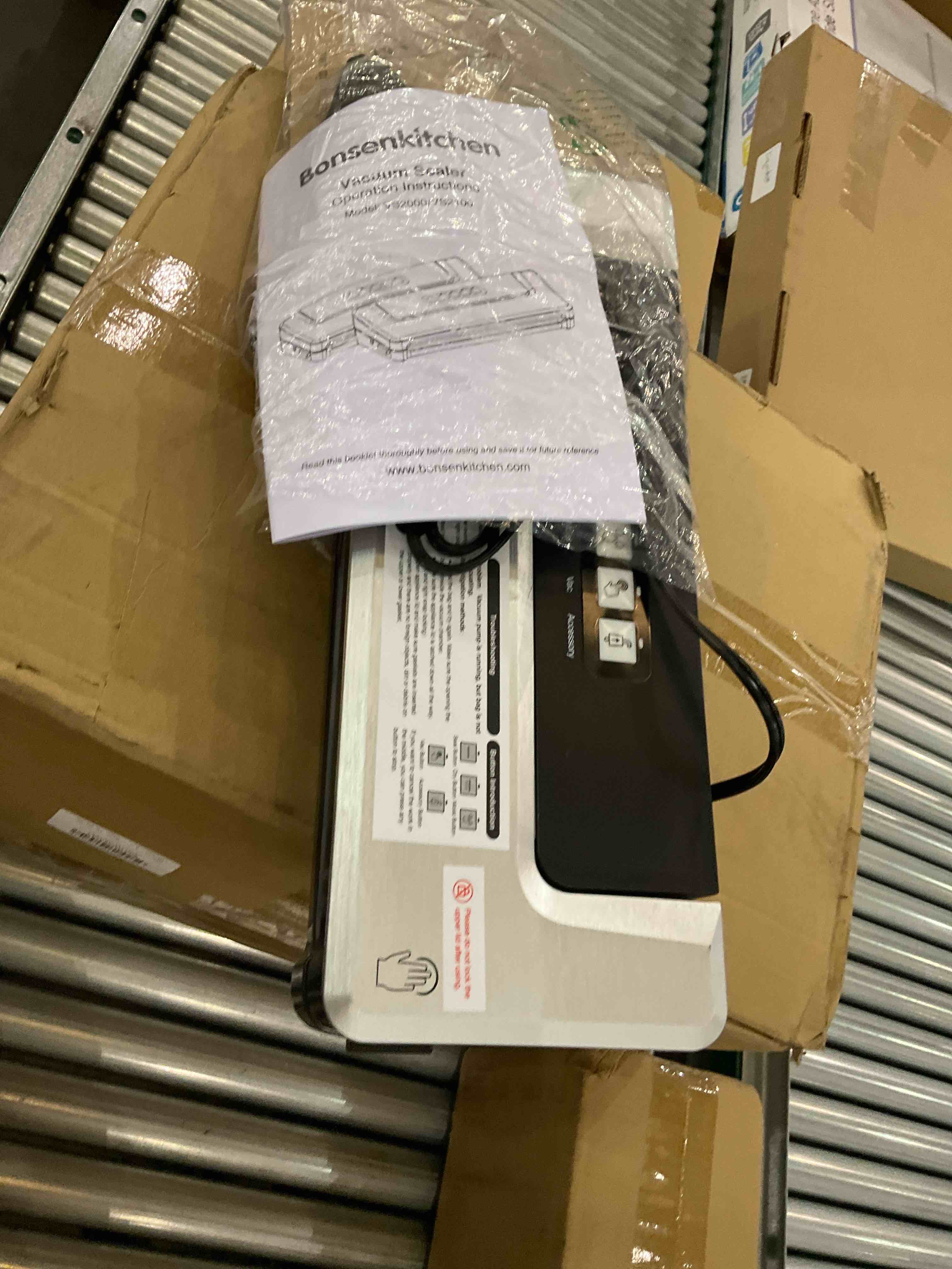 https://s3.amazonaws.com/lotting-images-prod/bidfta/EXS01162101_1704995934135.jpeg
