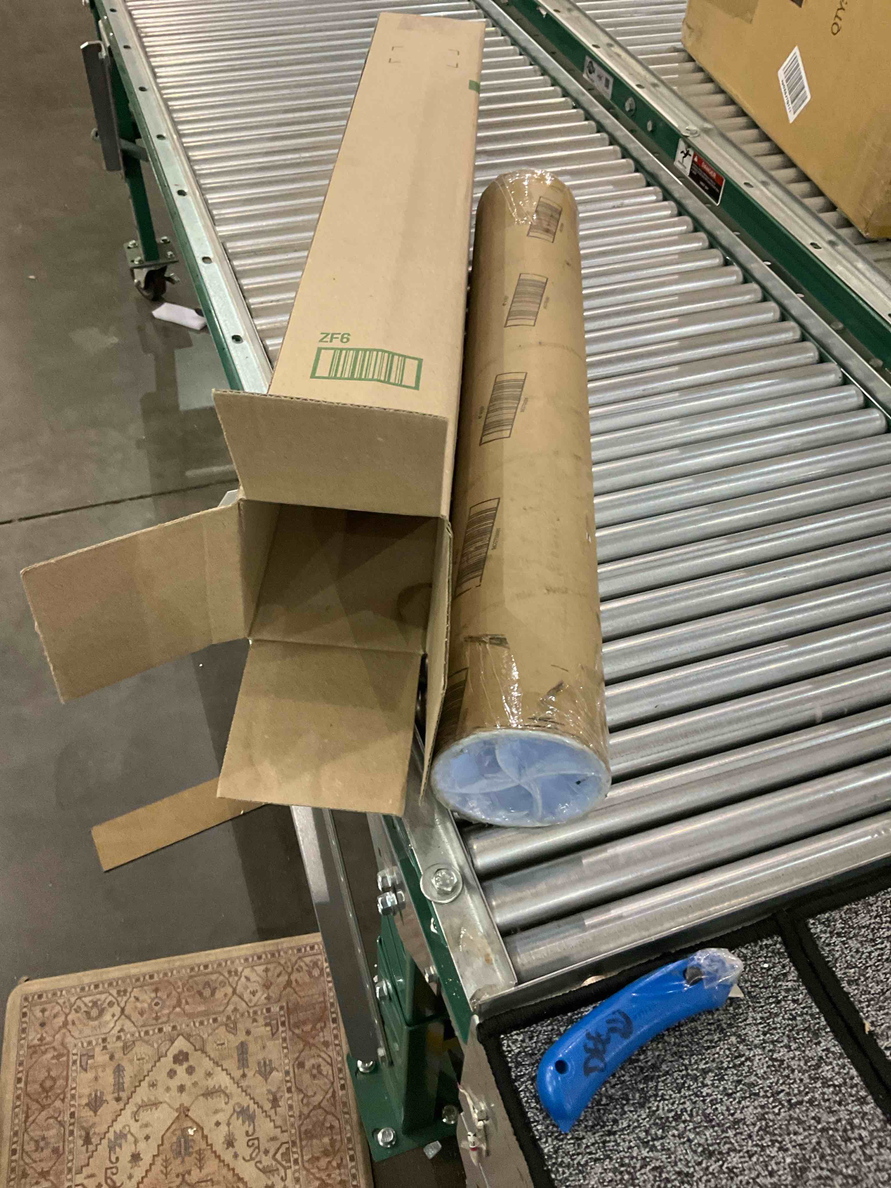 https://s3.amazonaws.com/lotting-images-prod/bidfta/EXS01162550_1706195098427.jpeg