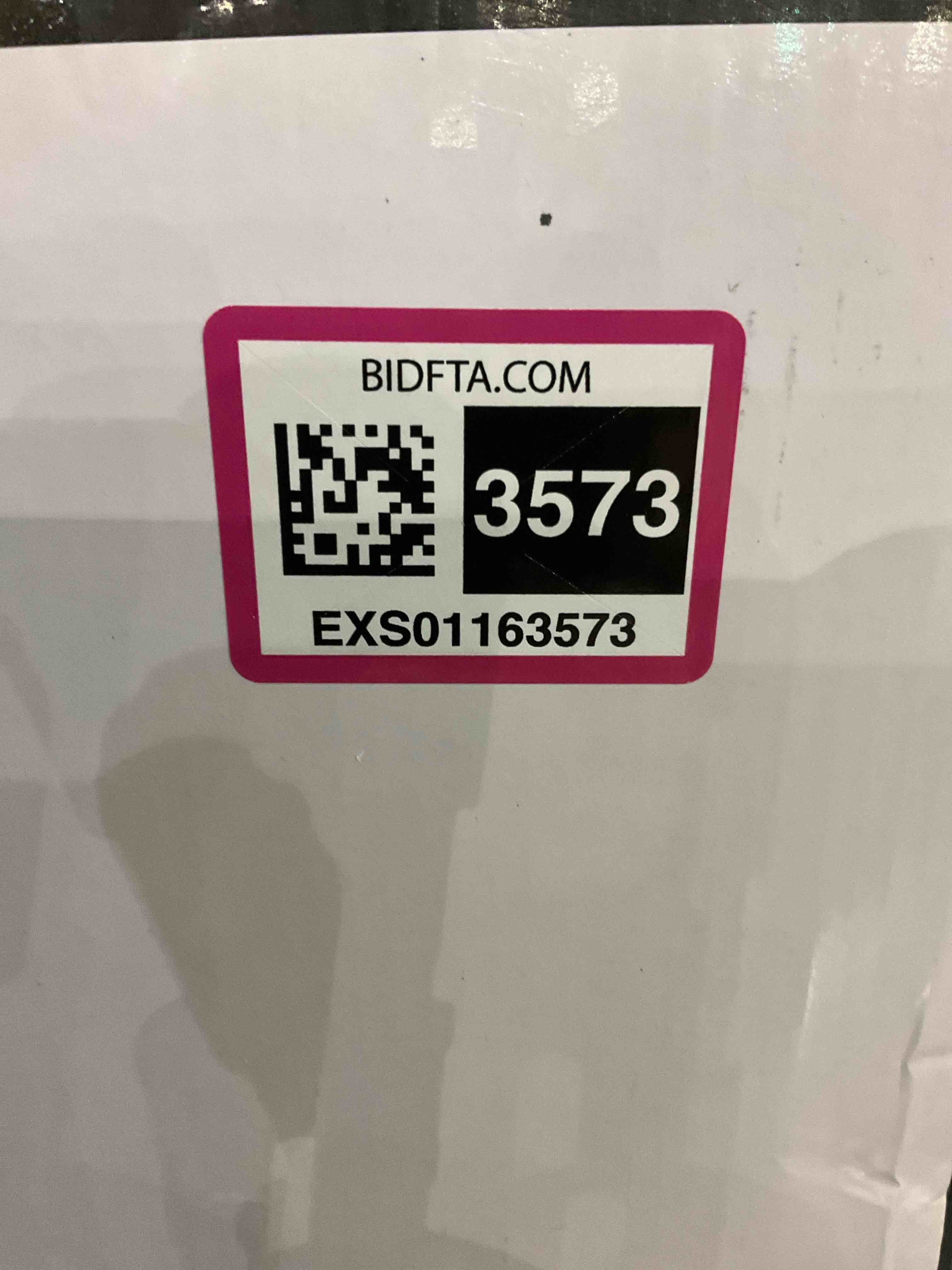https://s3.amazonaws.com/lotting-images-prod/bidfta/EXS01163573_1705592294990.jpeg