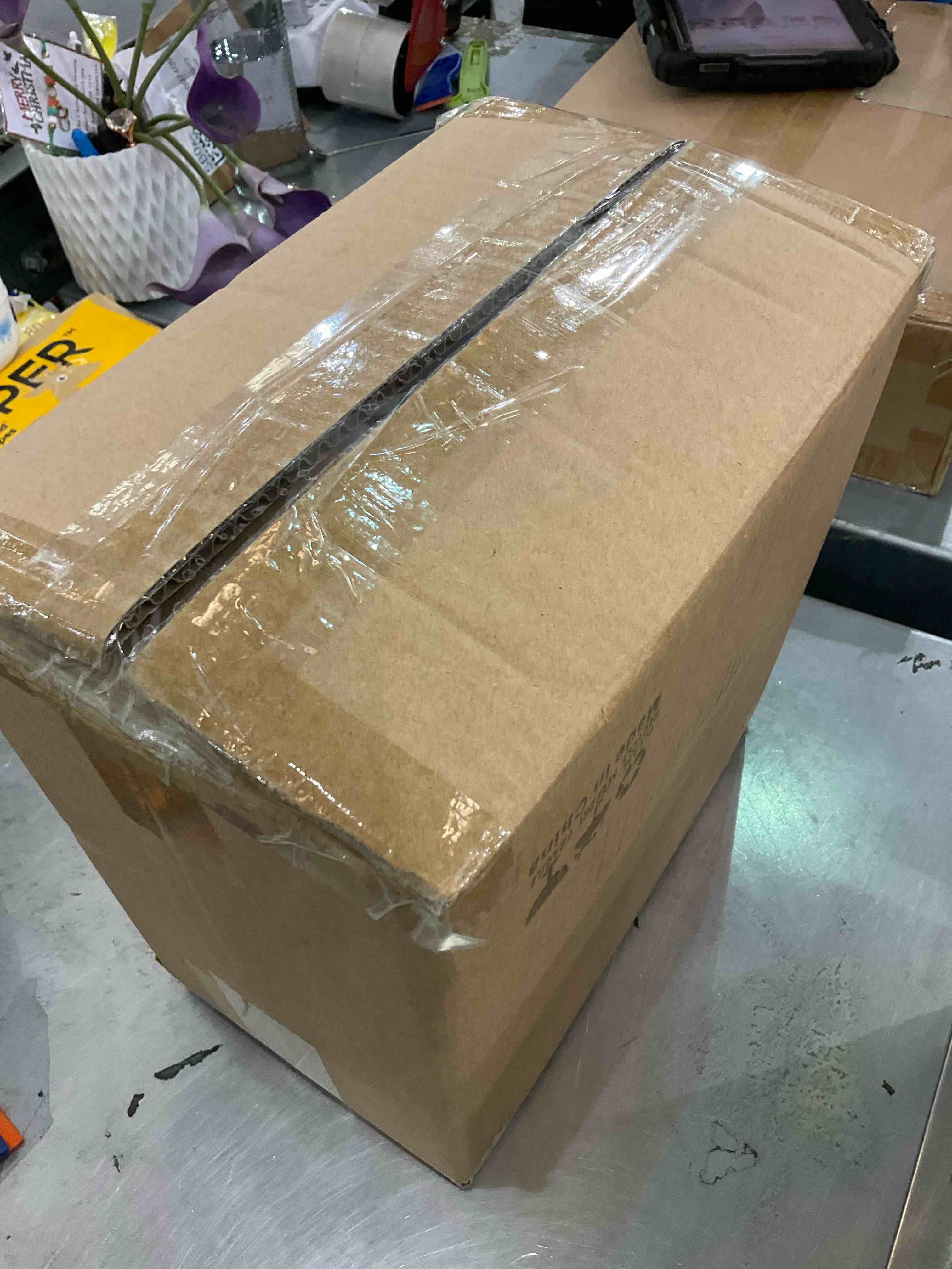 https://s3.amazonaws.com/lotting-images-prod/bidfta/EXS01164021_1704998463973.jpeg
