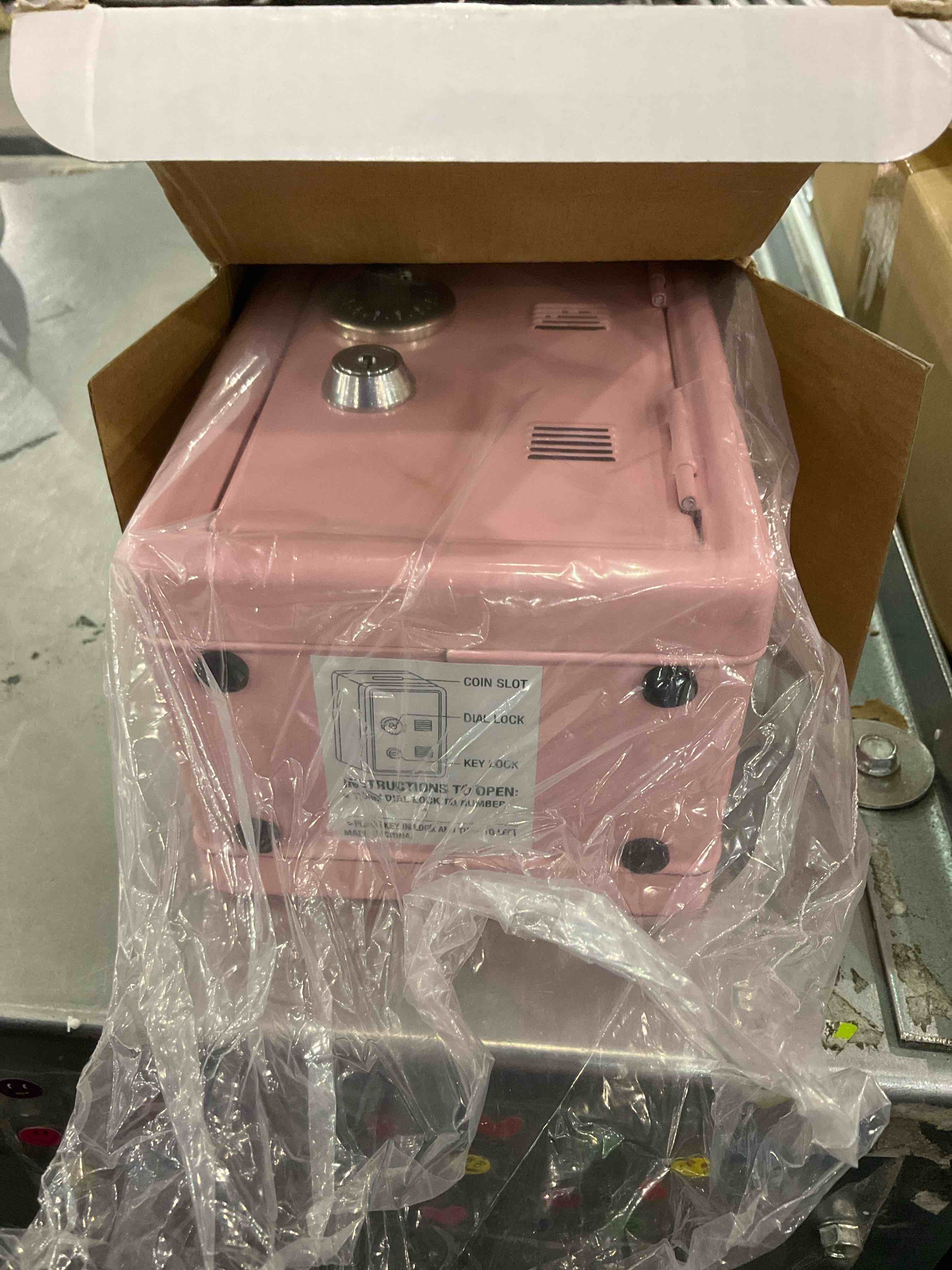 Younion Money Safe and Cash Lock Box, Mini Size Security Safe Box for Money Jewelry and valuables, 4.6"x 4.2"x 6.9" Pink