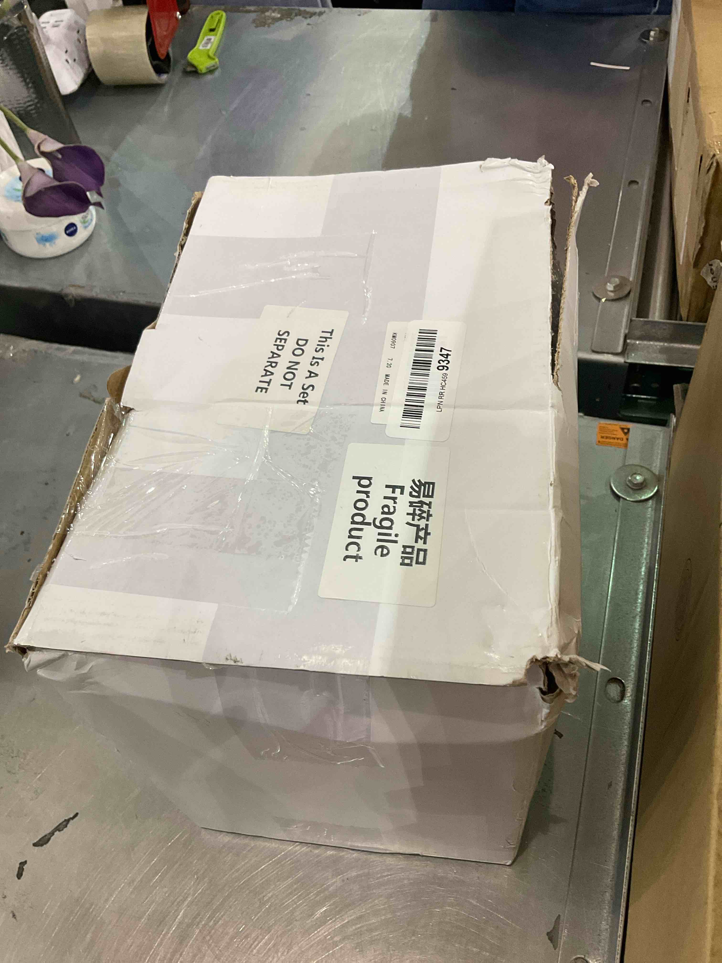 https://s3.amazonaws.com/lotting-images-prod/bidfta/EXS01164456_1705678226711.jpeg