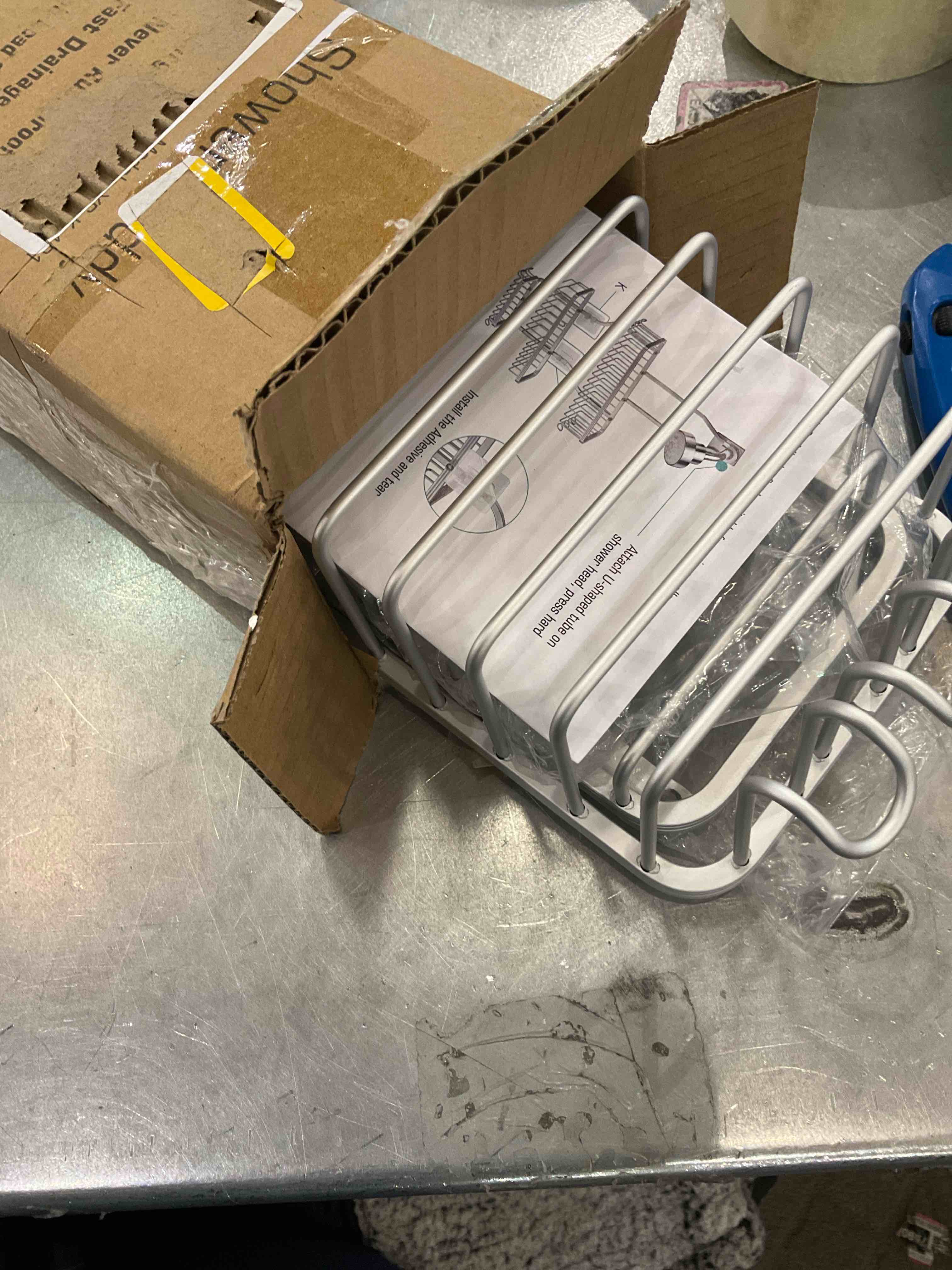 https://s3.amazonaws.com/lotting-images-prod/bidfta/EXS01165522_1705948768072.jpeg