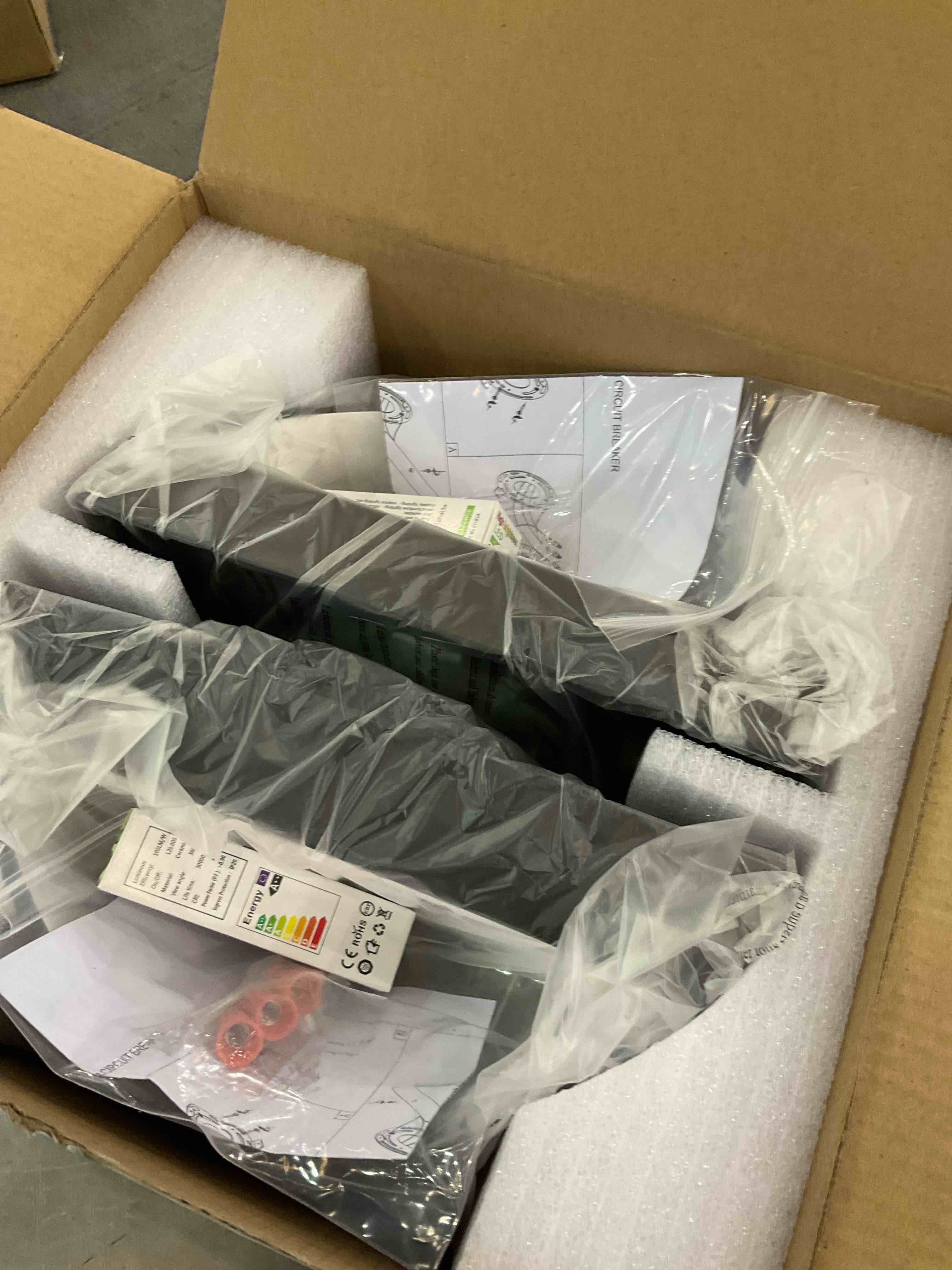 https://s3.amazonaws.com/lotting-images-prod/bidfta/EXS01165553_1705954370471.jpeg