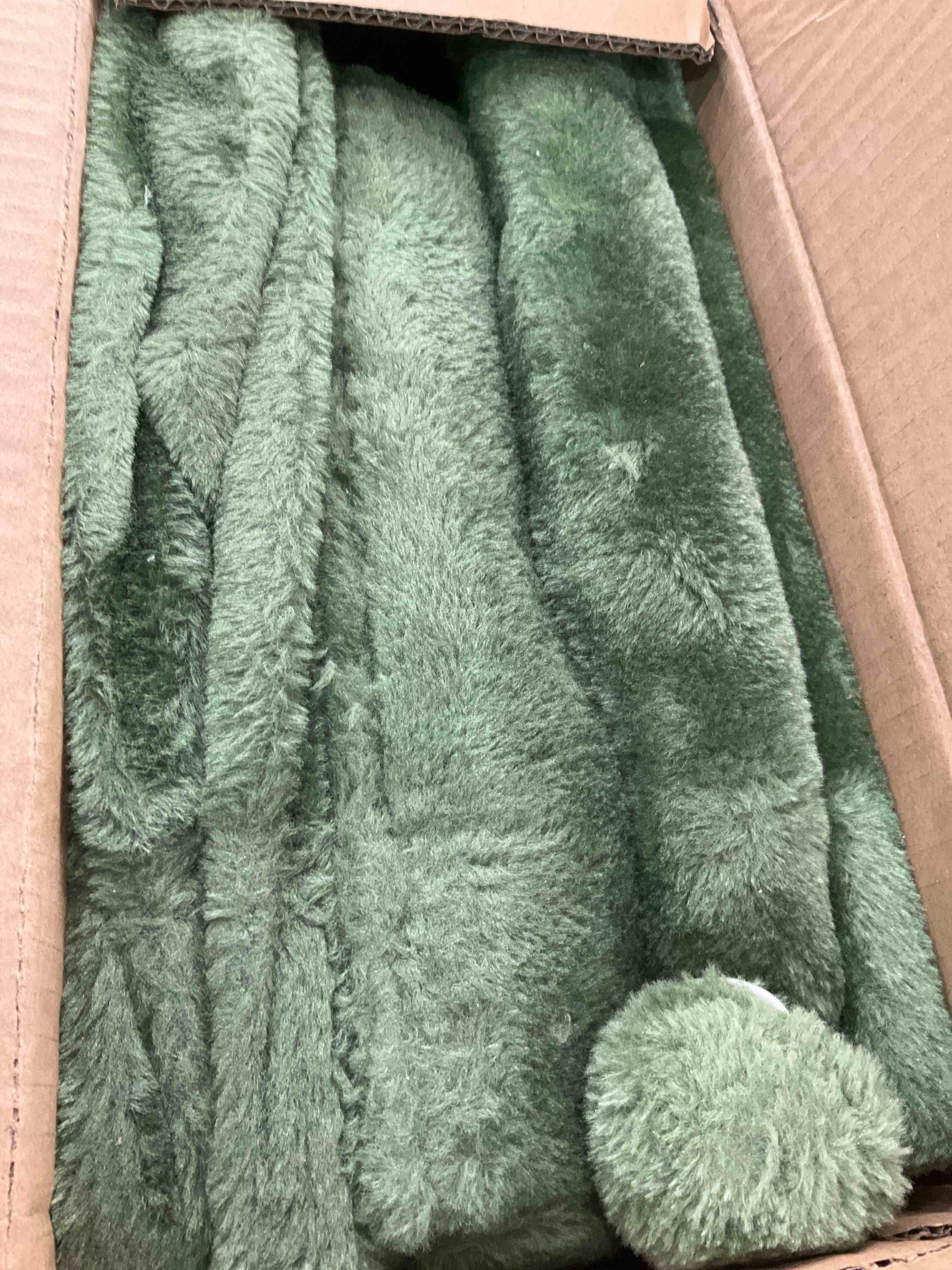 https://s3.amazonaws.com/lotting-images-prod/bidfta/EXS01165715_1706033462646.jpeg