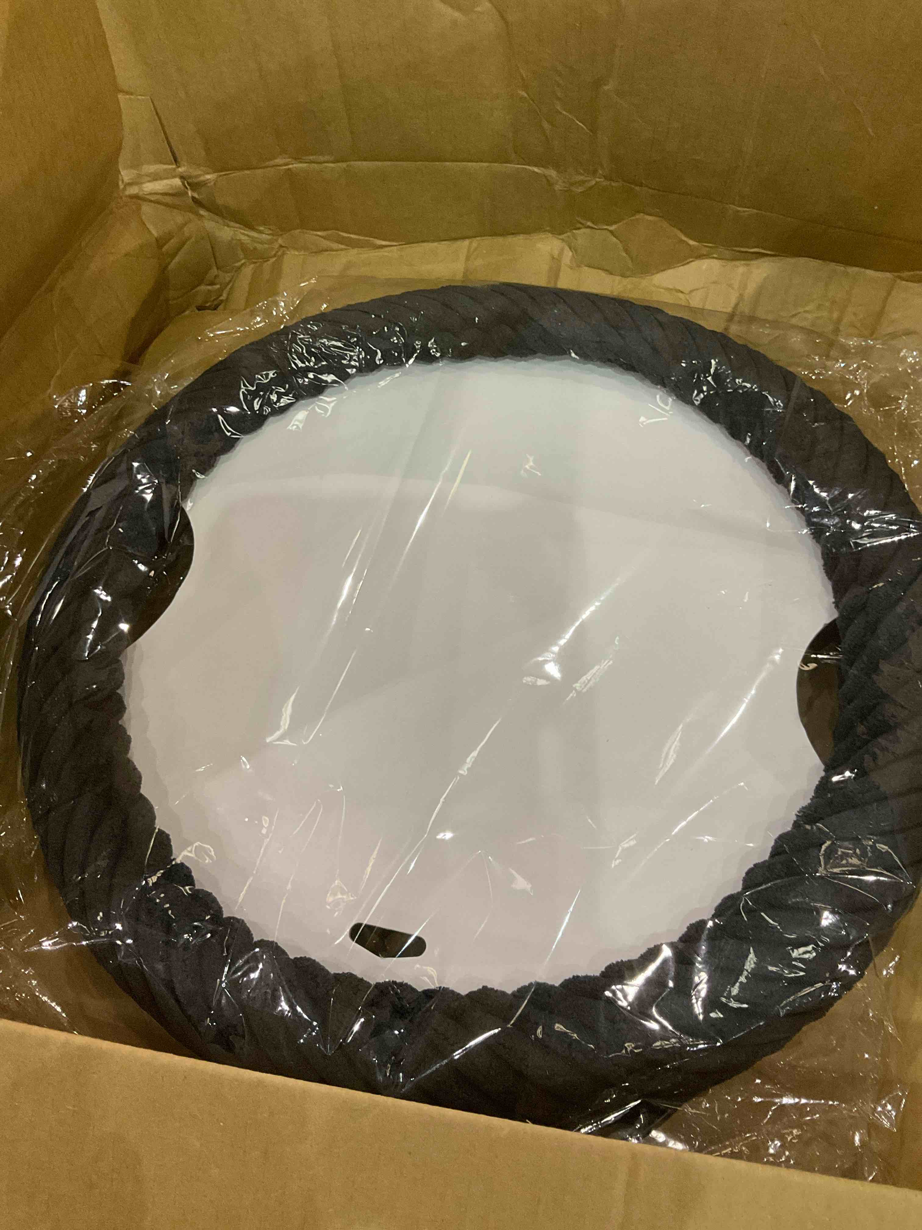 https://s3.amazonaws.com/lotting-images-prod/bidfta/EXS01165991_1706197628743.jpeg
