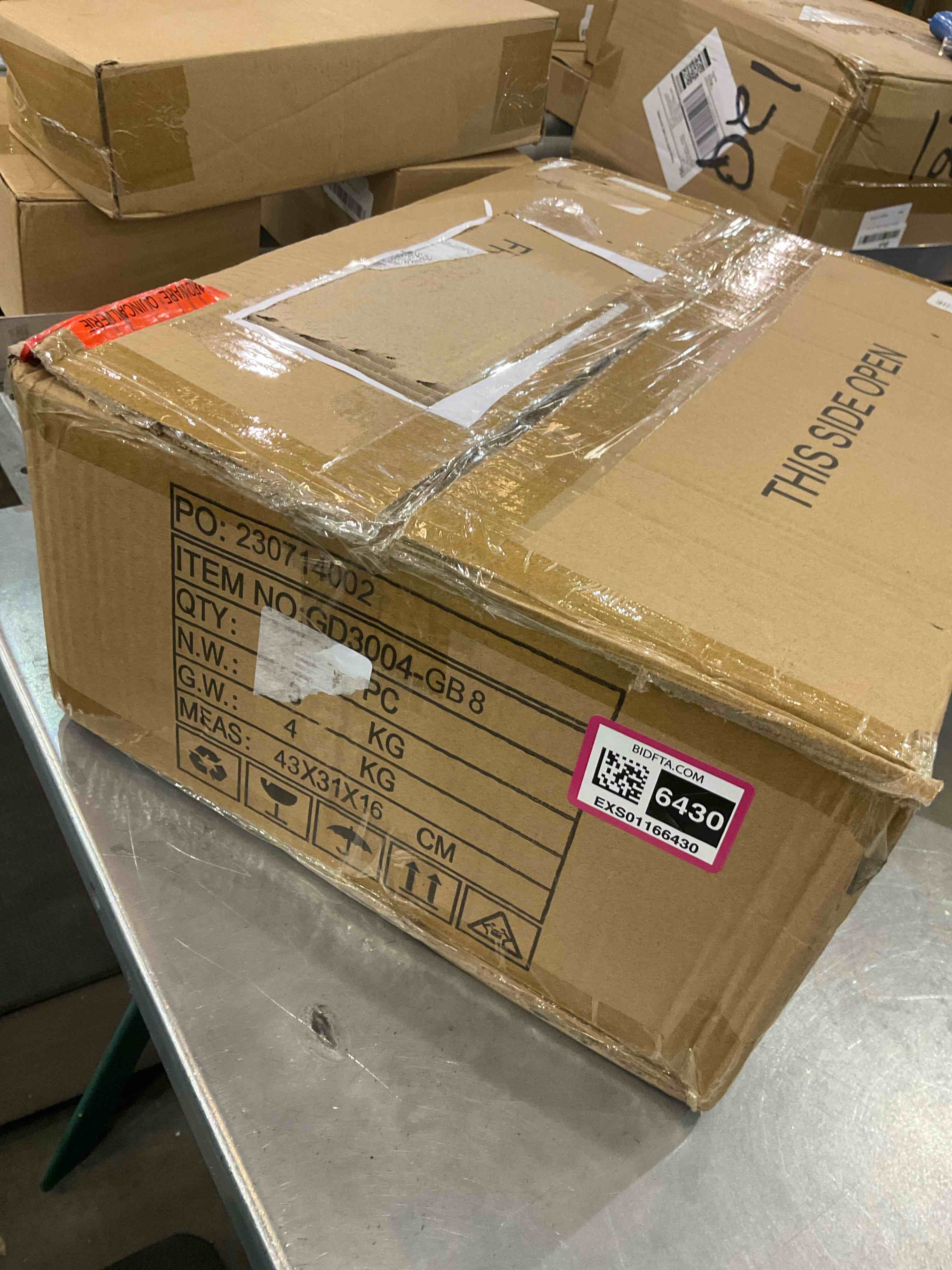 https://s3.amazonaws.com/lotting-images-prod/bidfta/EXS01166430_1705952676752.jpeg