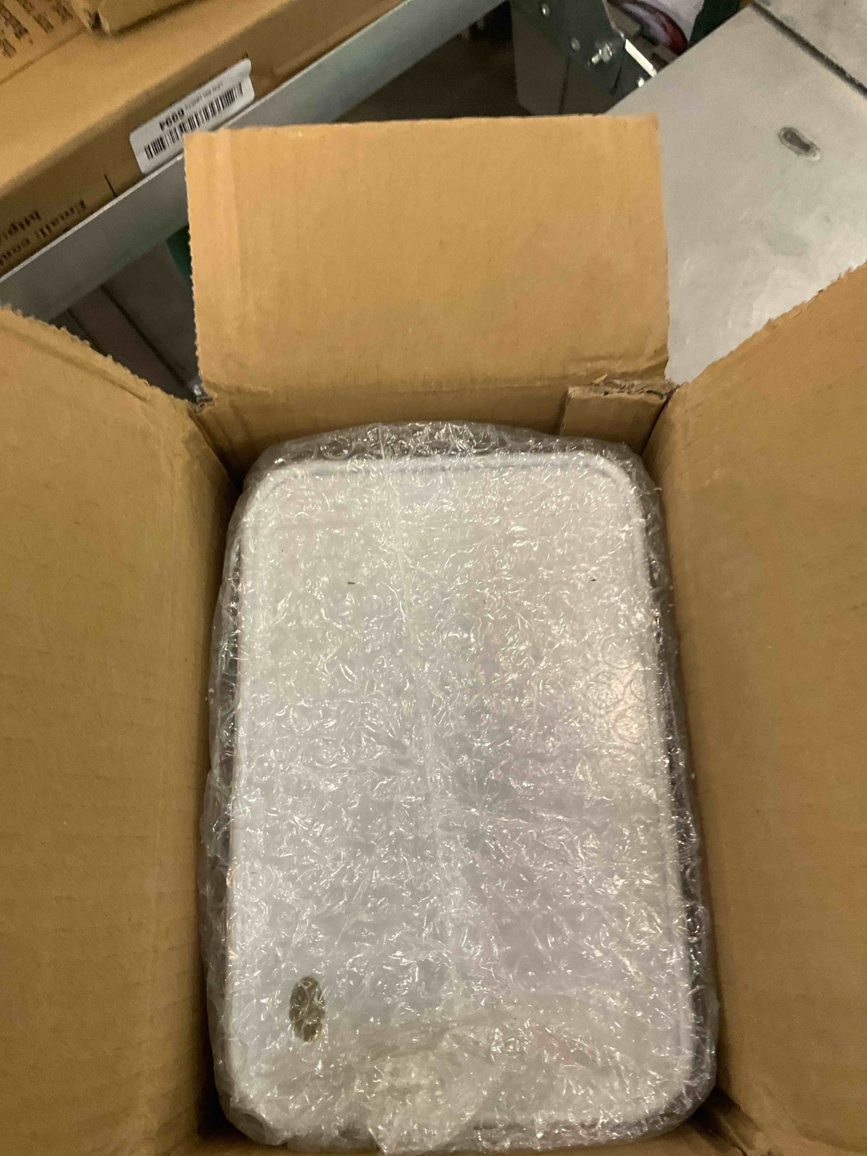 https://s3.amazonaws.com/lotting-images-prod/bidfta/EXS01166442_1705953719937.jpeg