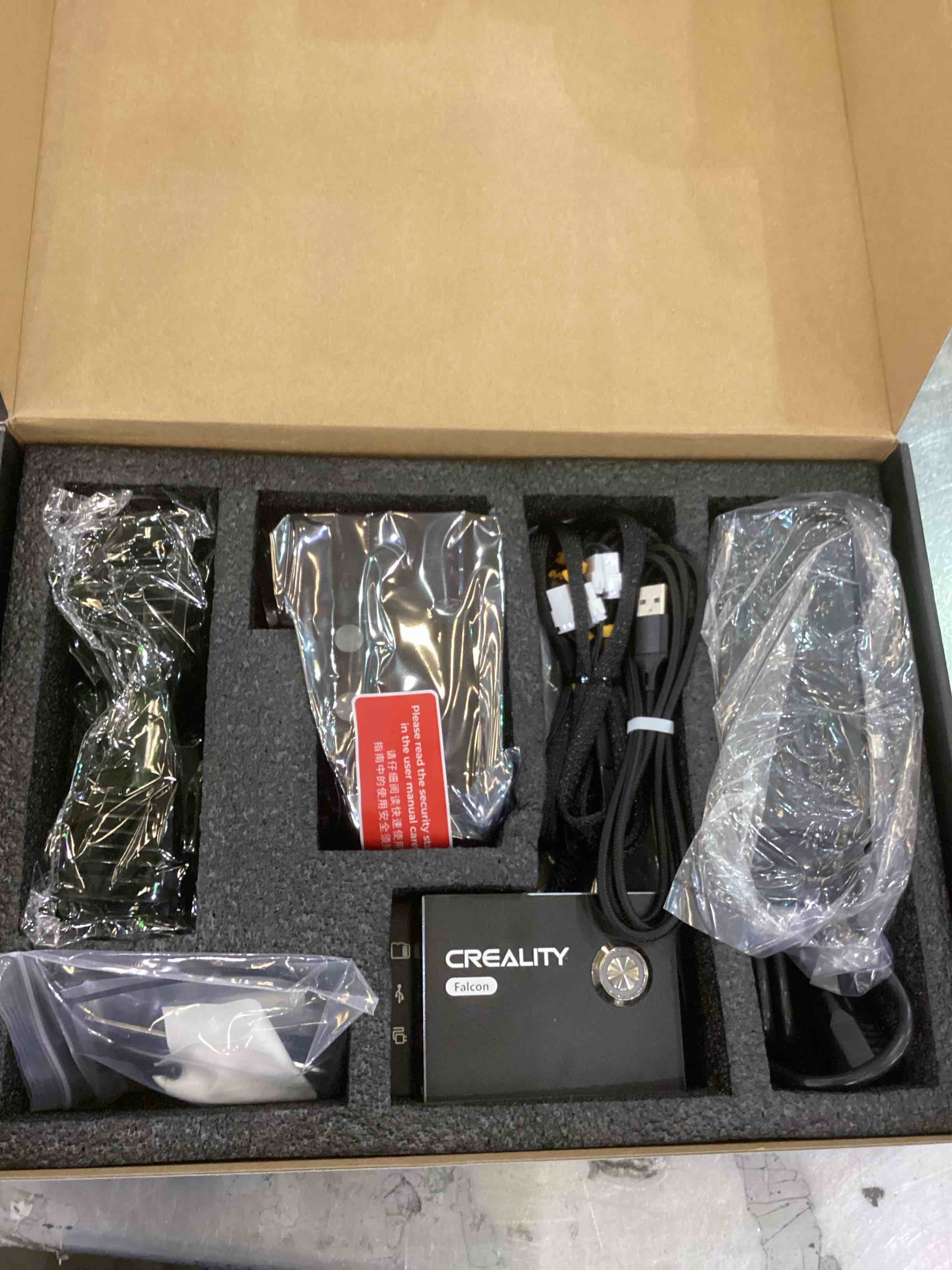 https://s3.amazonaws.com/lotting-images-prod/bidfta/EXS01167292_1705948991856.jpeg