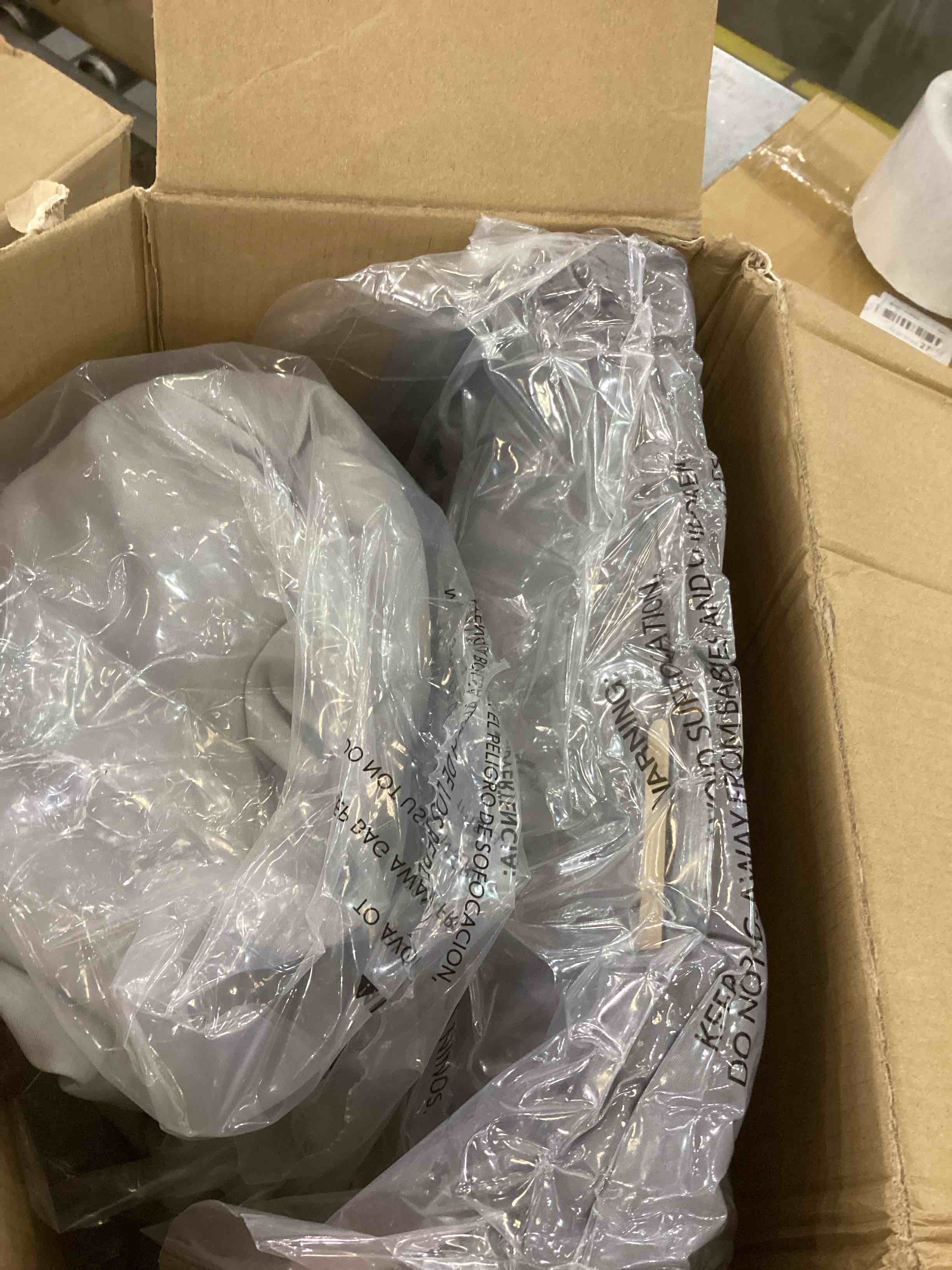 https://s3.amazonaws.com/lotting-images-prod/bidfta/EXS01167296_1705949398020.jpeg
