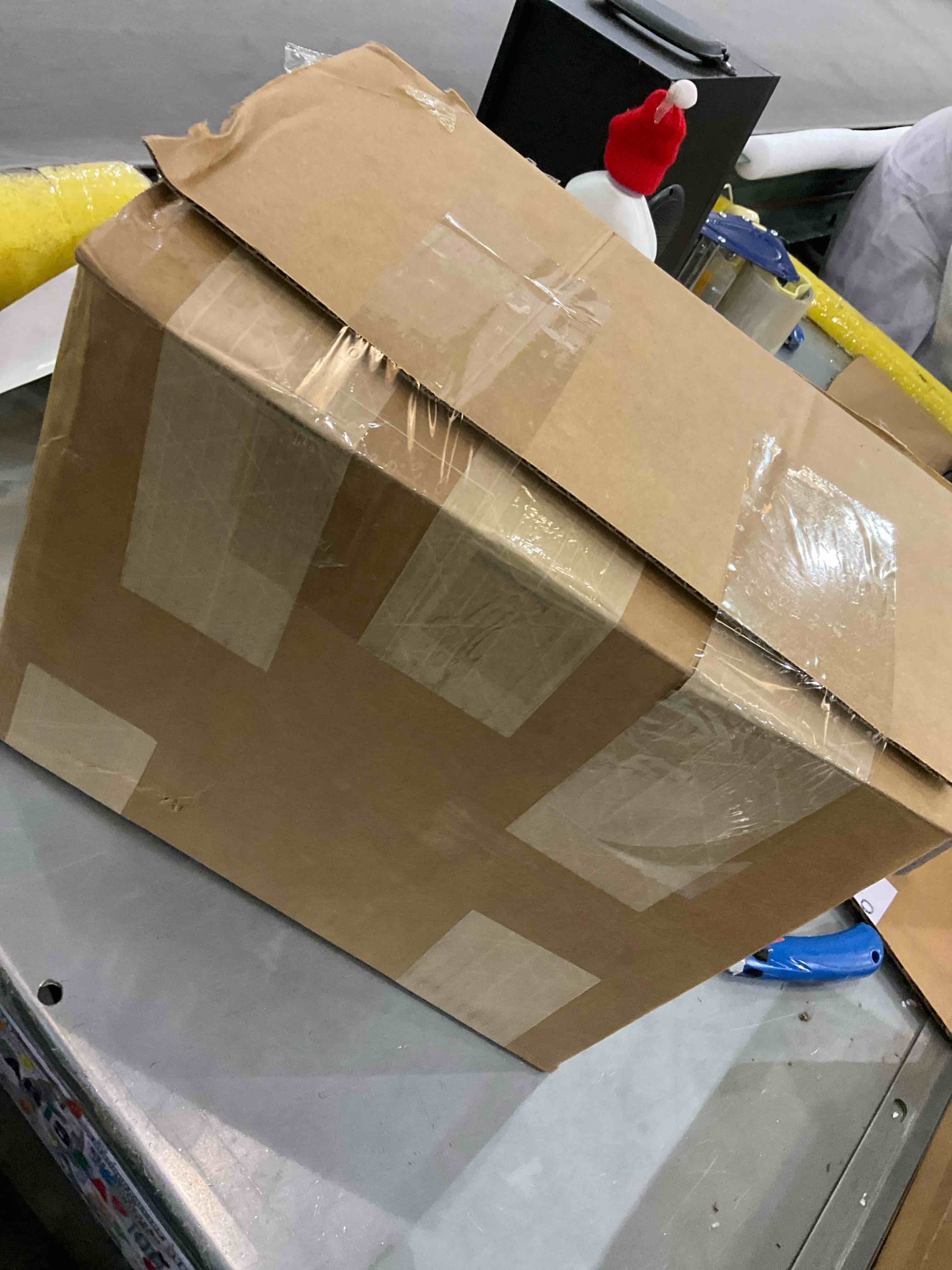 https://s3.amazonaws.com/lotting-images-prod/bidfta/EXS01169081_1705510567828.jpeg