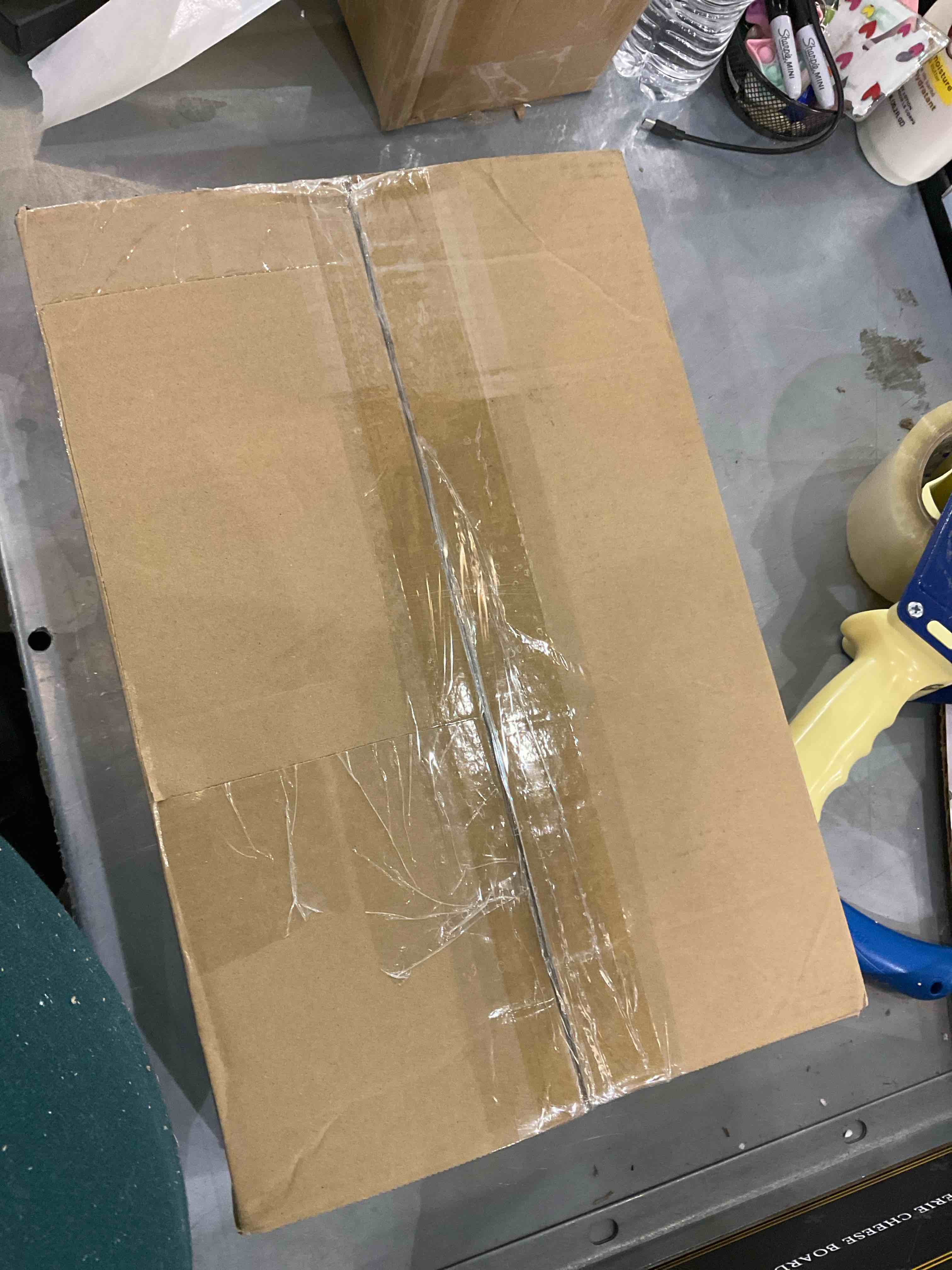 https://s3.amazonaws.com/lotting-images-prod/bidfta/EXS01169083_1705512379558.jpeg