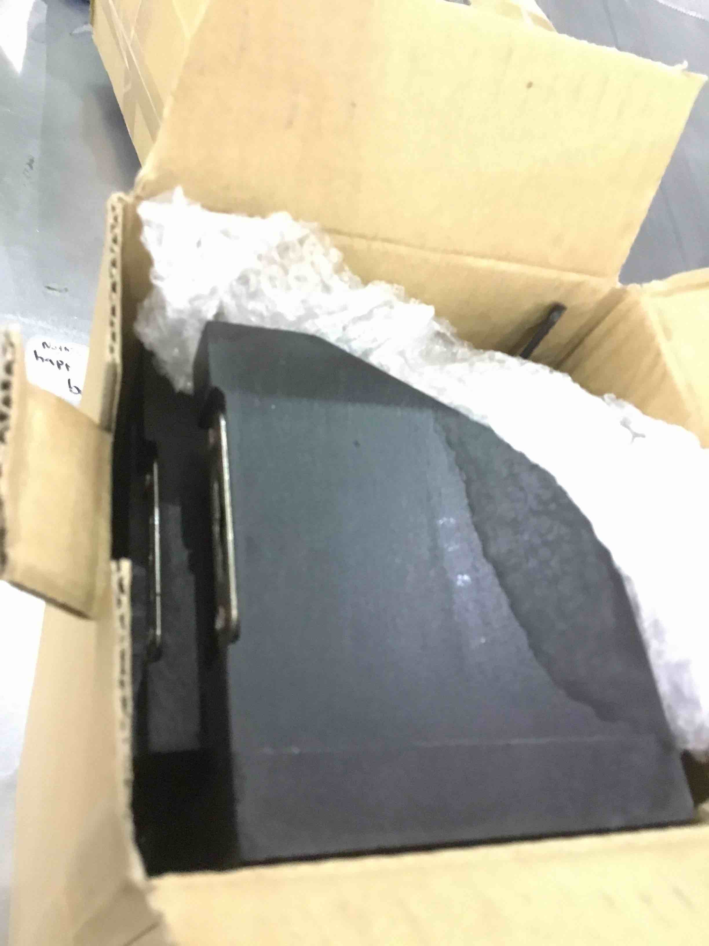 https://s3.amazonaws.com/lotting-images-prod/bidfta/EXS01302171_1709754472012.jpeg