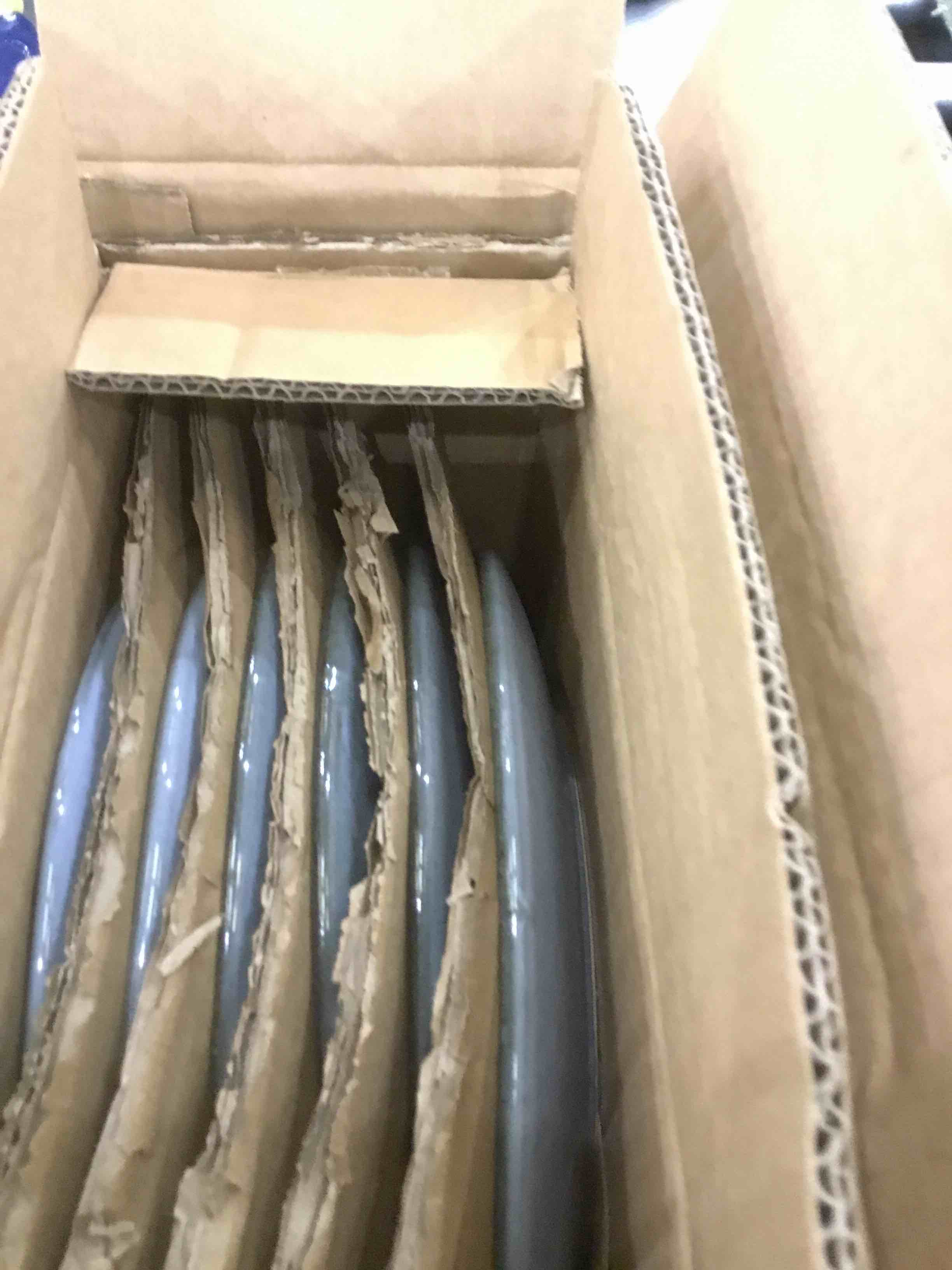 https://s3.amazonaws.com/lotting-images-prod/bidfta/EXS01302403_1709919631315.jpeg