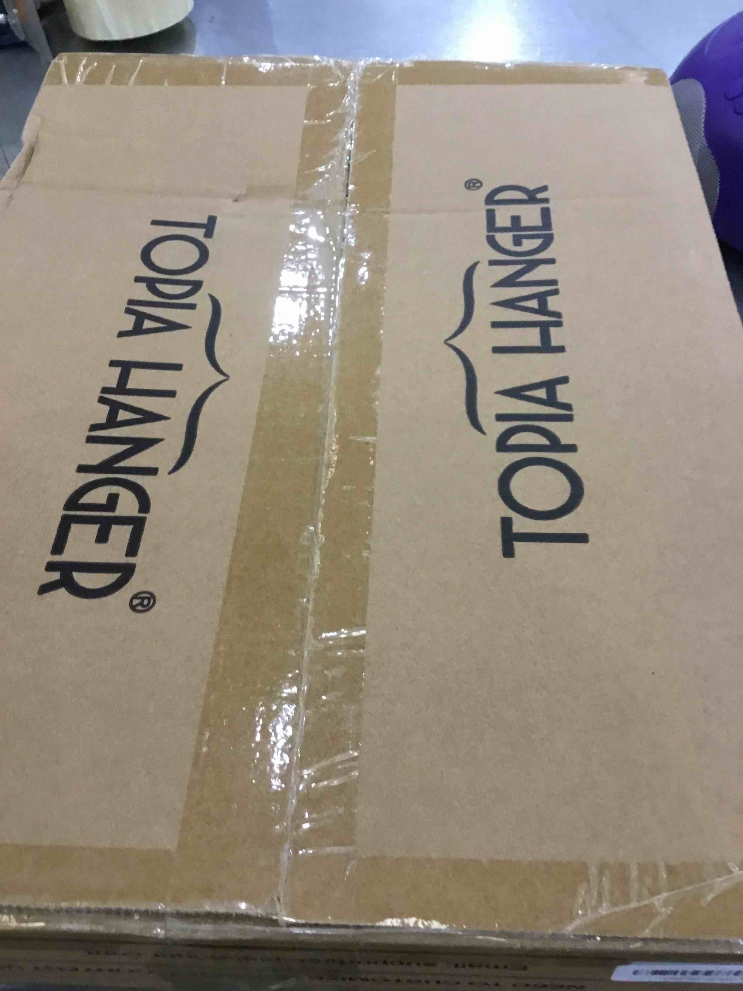 https://s3.amazonaws.com/lotting-images-prod/bidfta/EXS01302404_1709919687653.jpeg