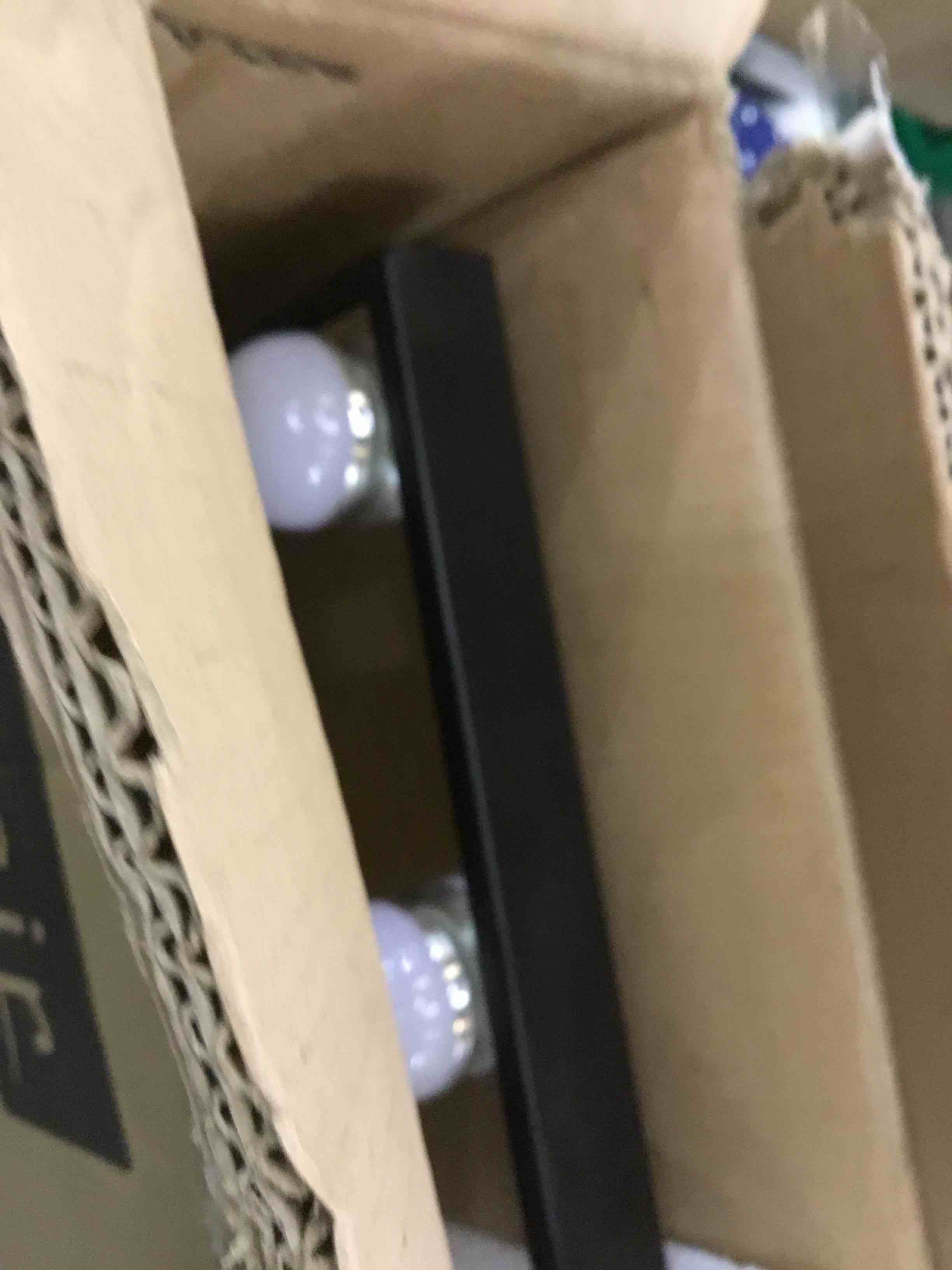 https://s3.amazonaws.com/lotting-images-prod/bidfta/EXS01302405_1709919801782.jpeg