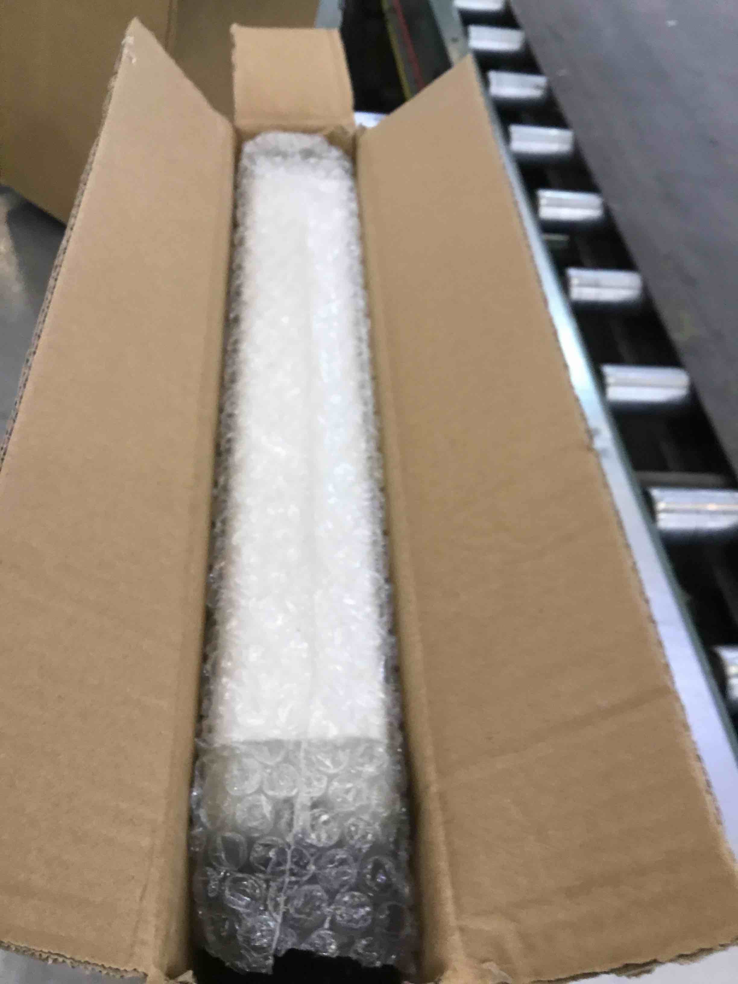 https://s3.amazonaws.com/lotting-images-prod/bidfta/EXS01349709_1710266066468.jpeg
