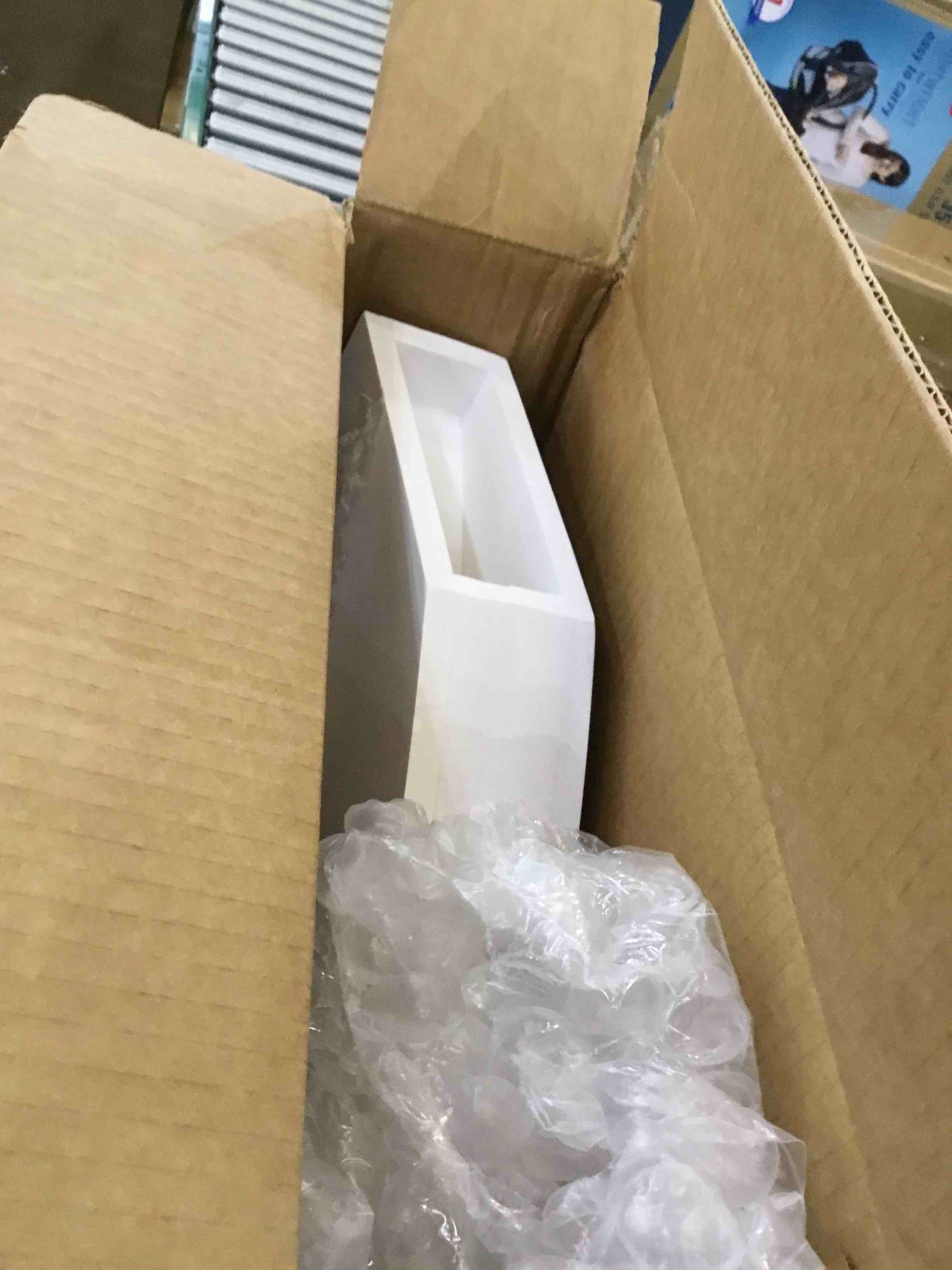 https://s3.amazonaws.com/lotting-images-prod/bidfta/EXS01349867_1710343237448.jpeg