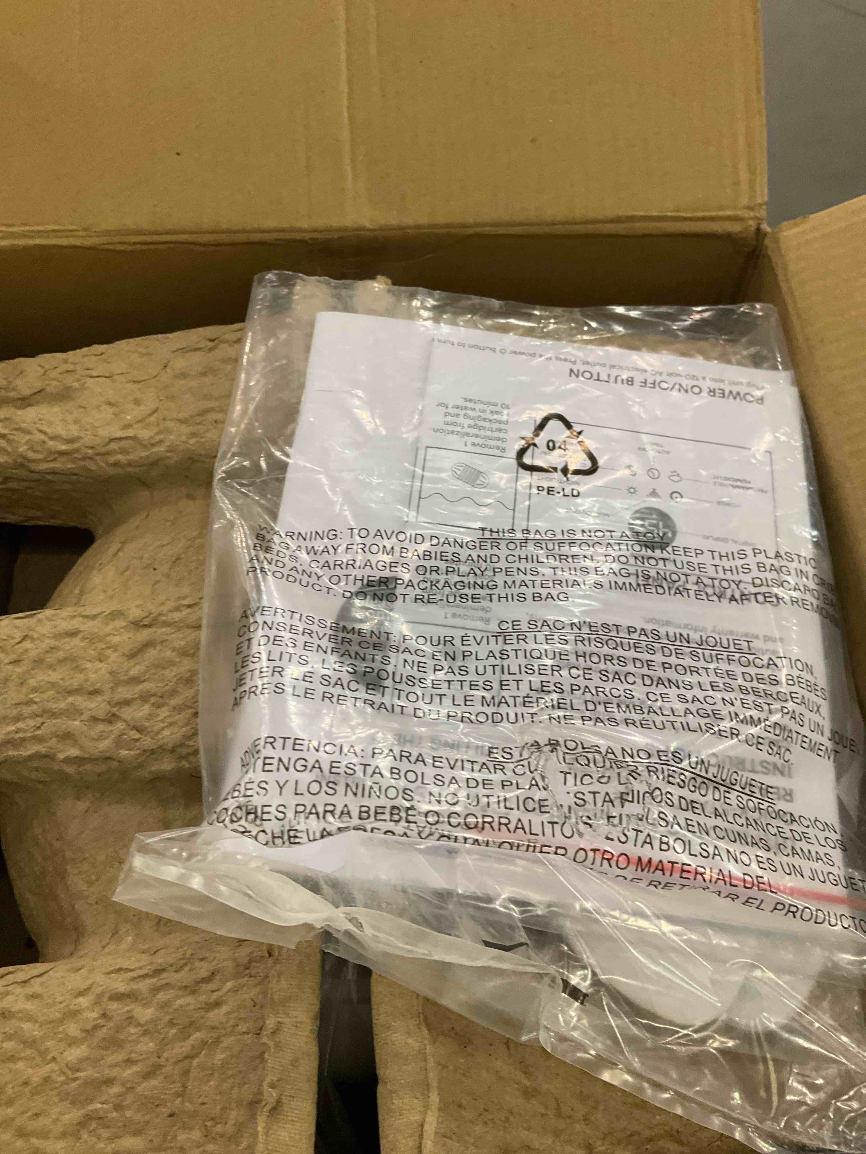 https://s3.amazonaws.com/lotting-images-prod/bidfta/EXS01697169_1726153891575.jpeg